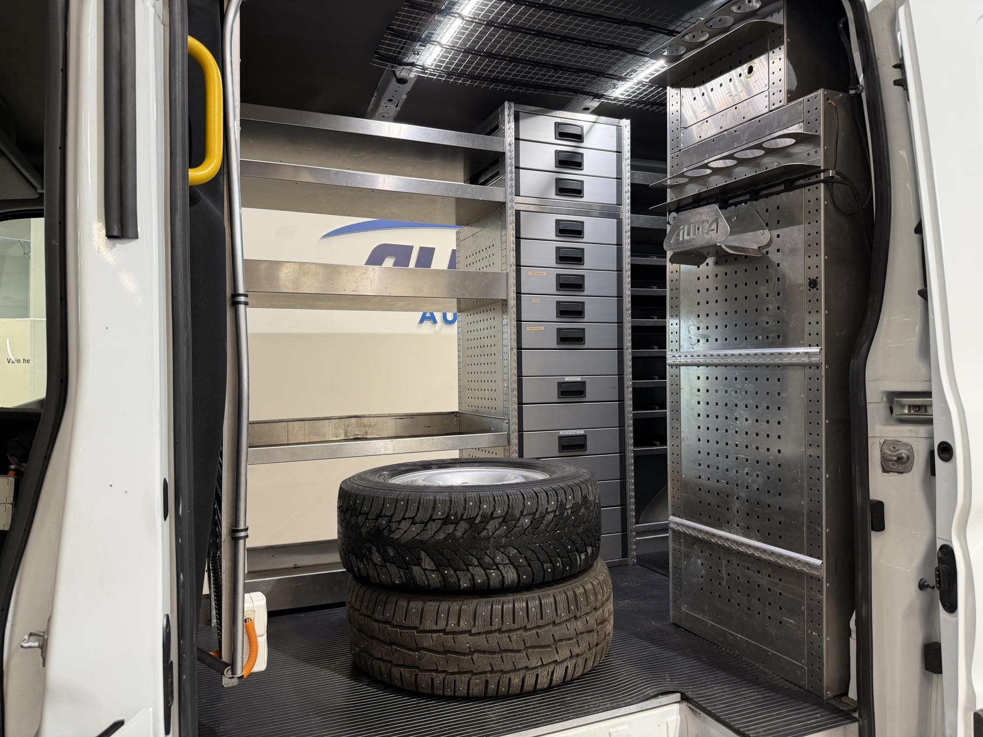 FORD Transit 2024