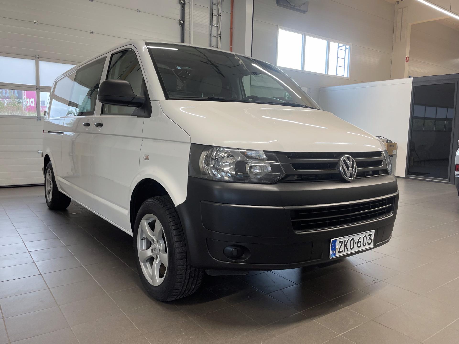 VOLKSWAGEN Transporter 2015