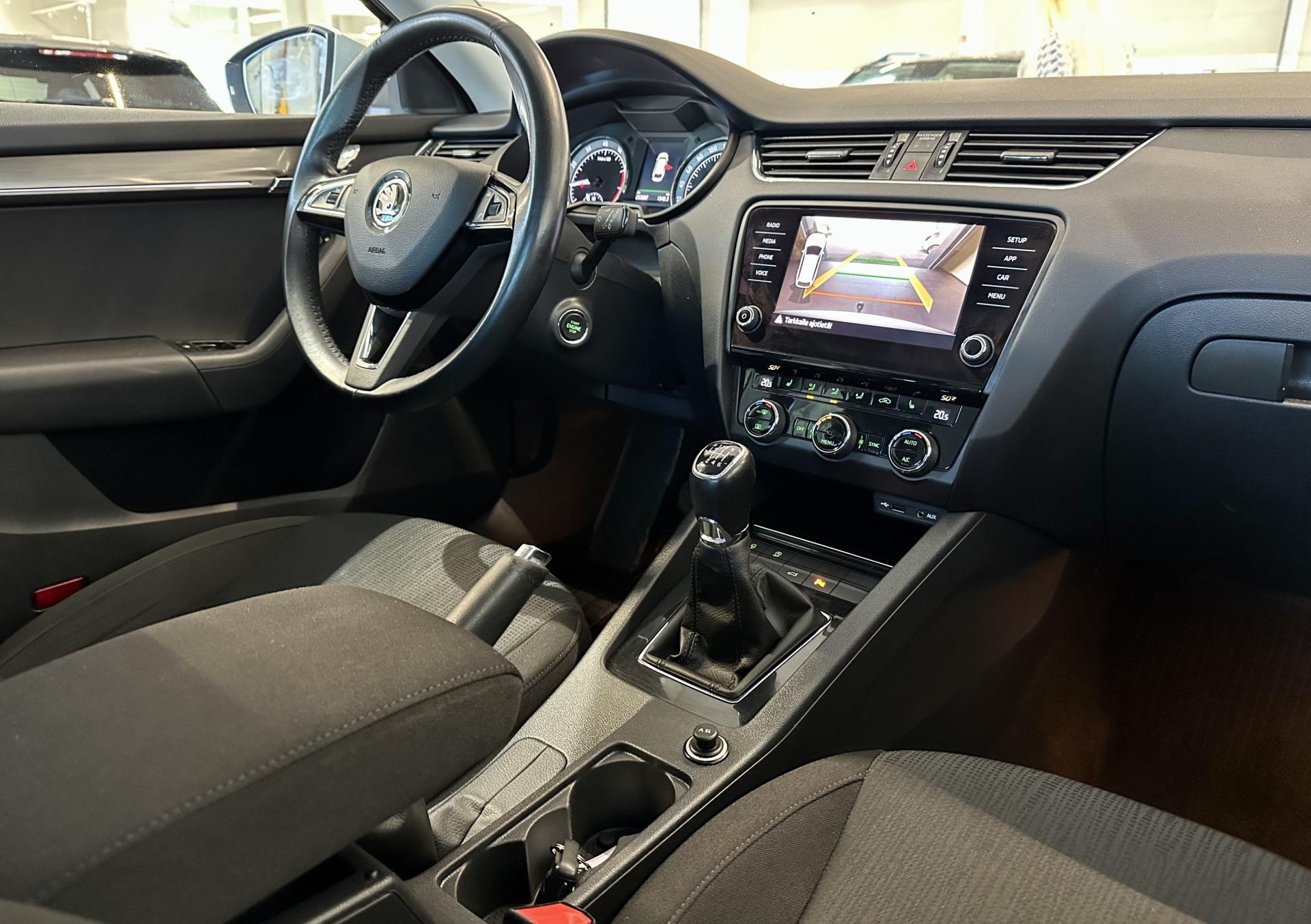 SKODA Octavia 15