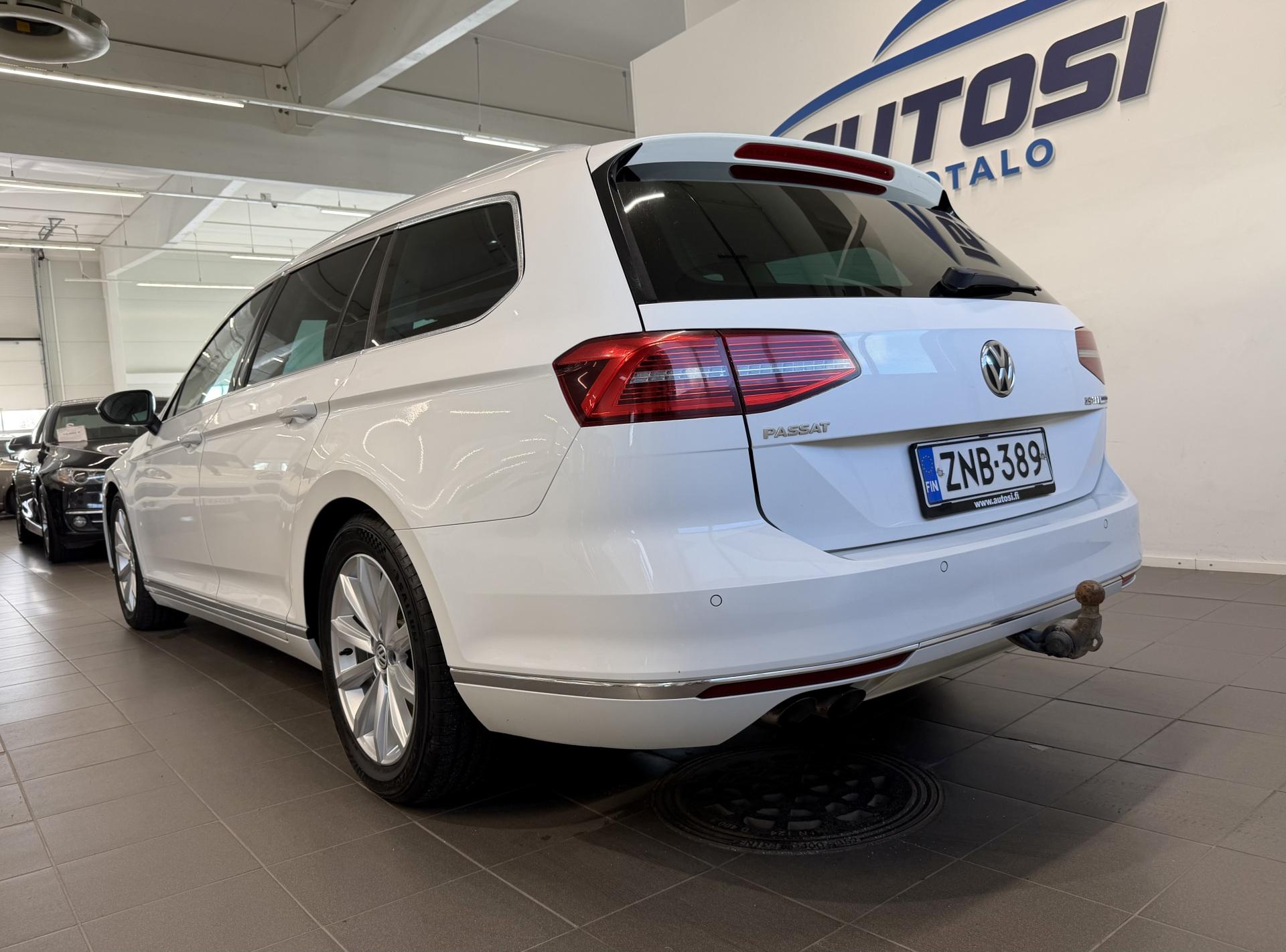 VOLKSWAGEN Passat 3