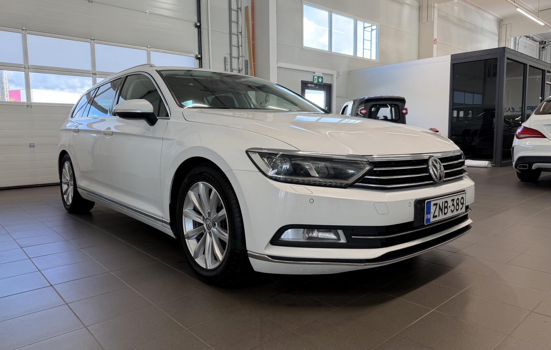 VOLKSWAGEN Passat 6