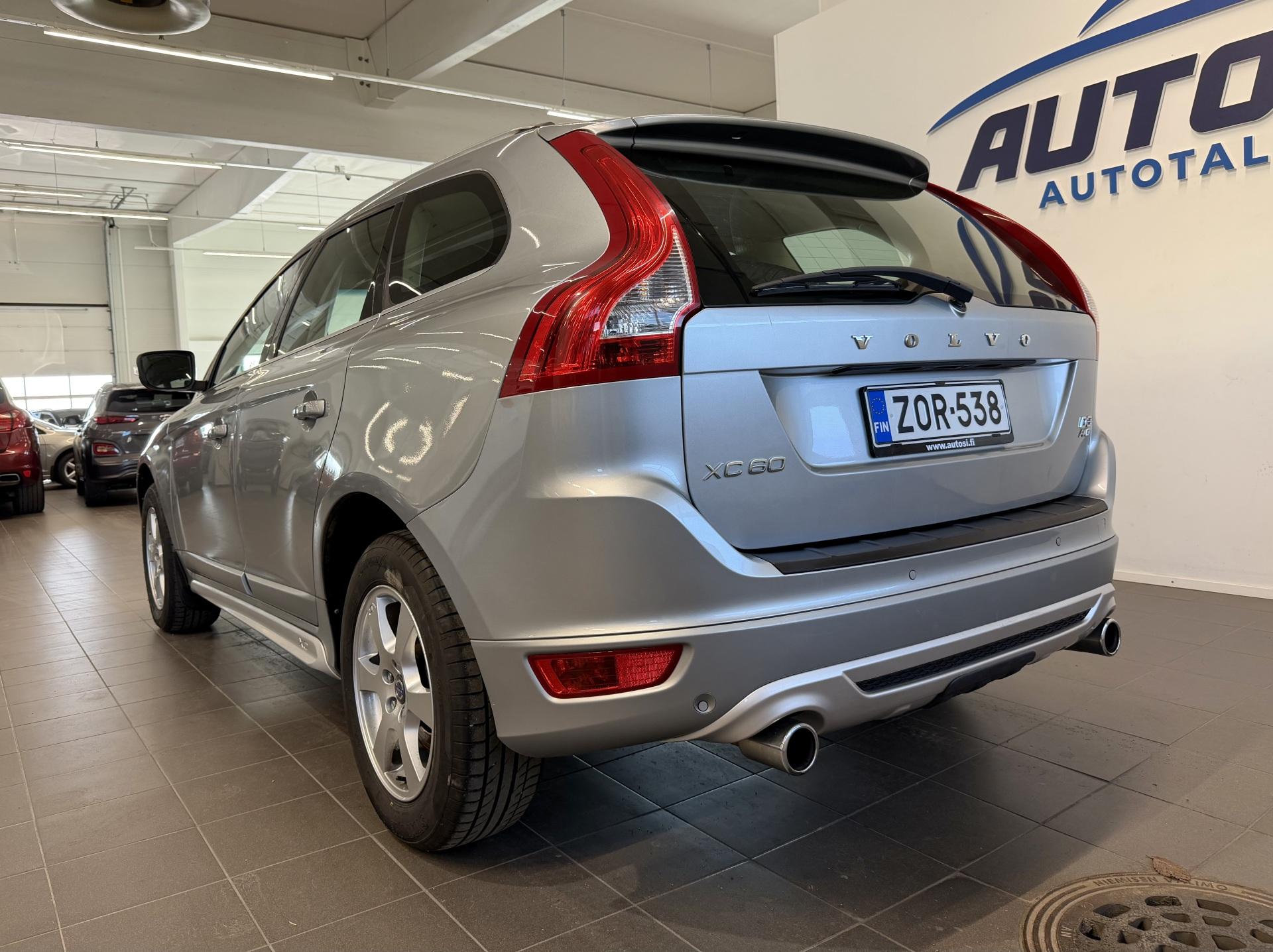 VOLVO XC60 2012