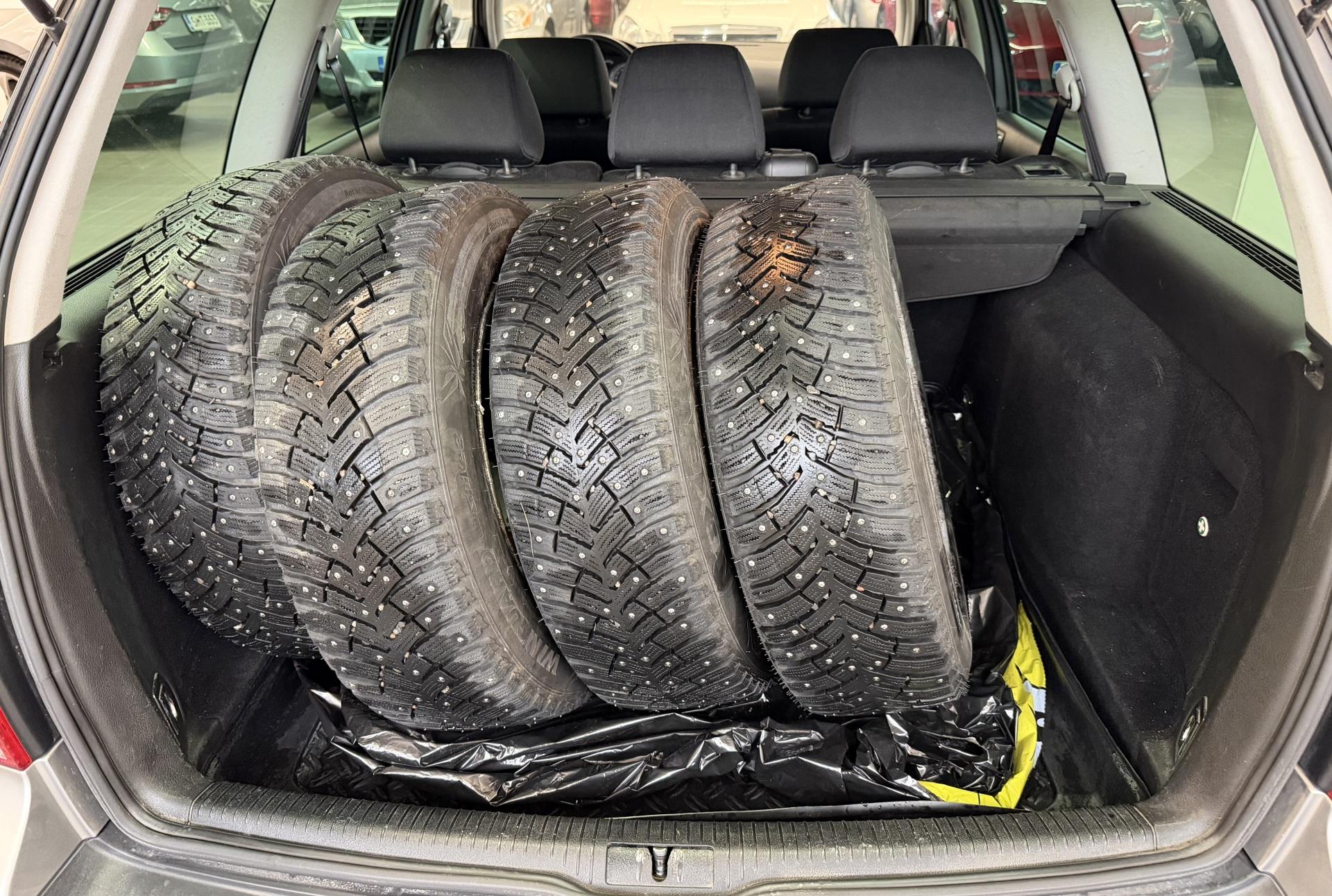 VOLKSWAGEN Golf 2006