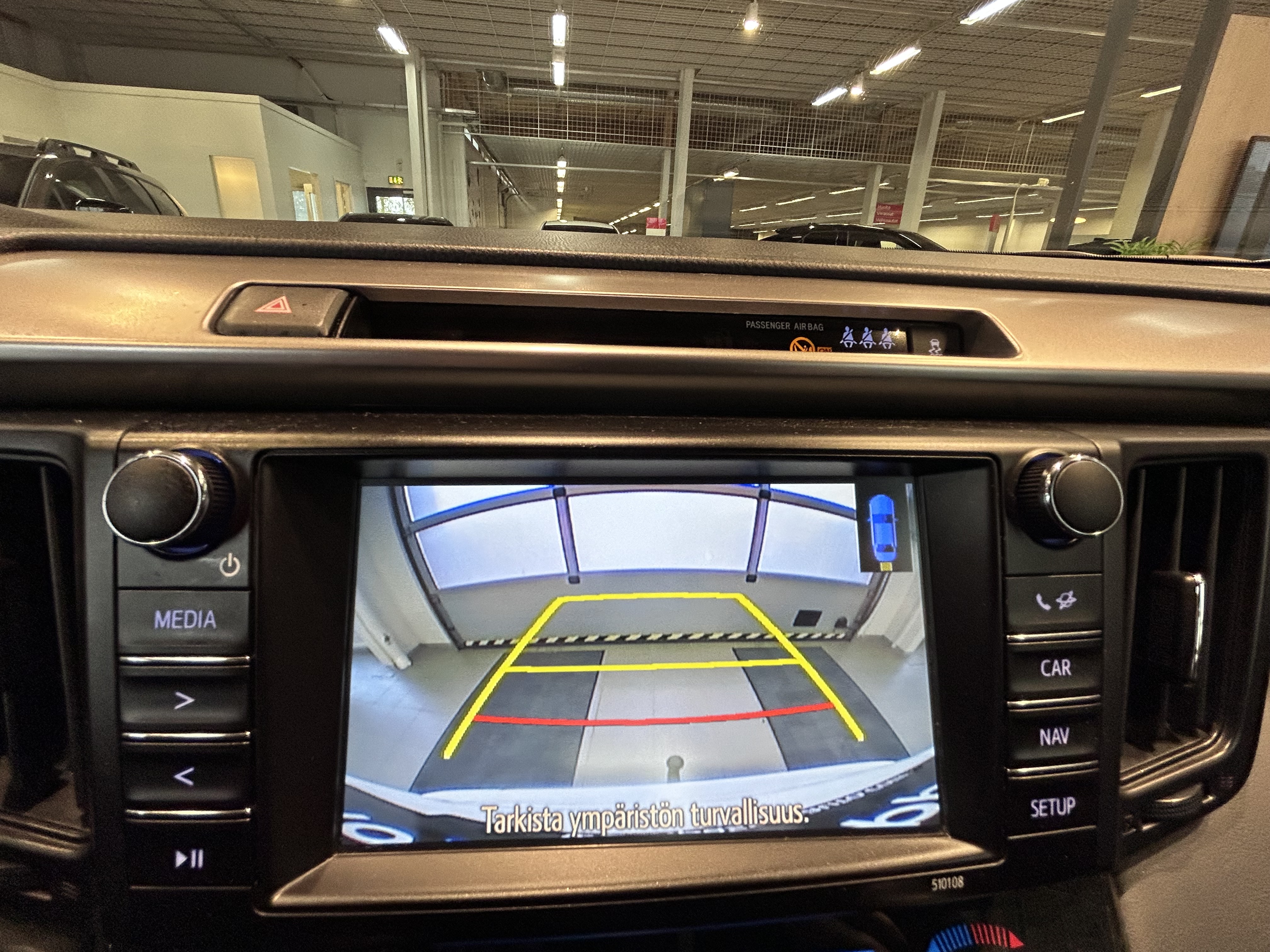 TOYOTA RAV4 2018