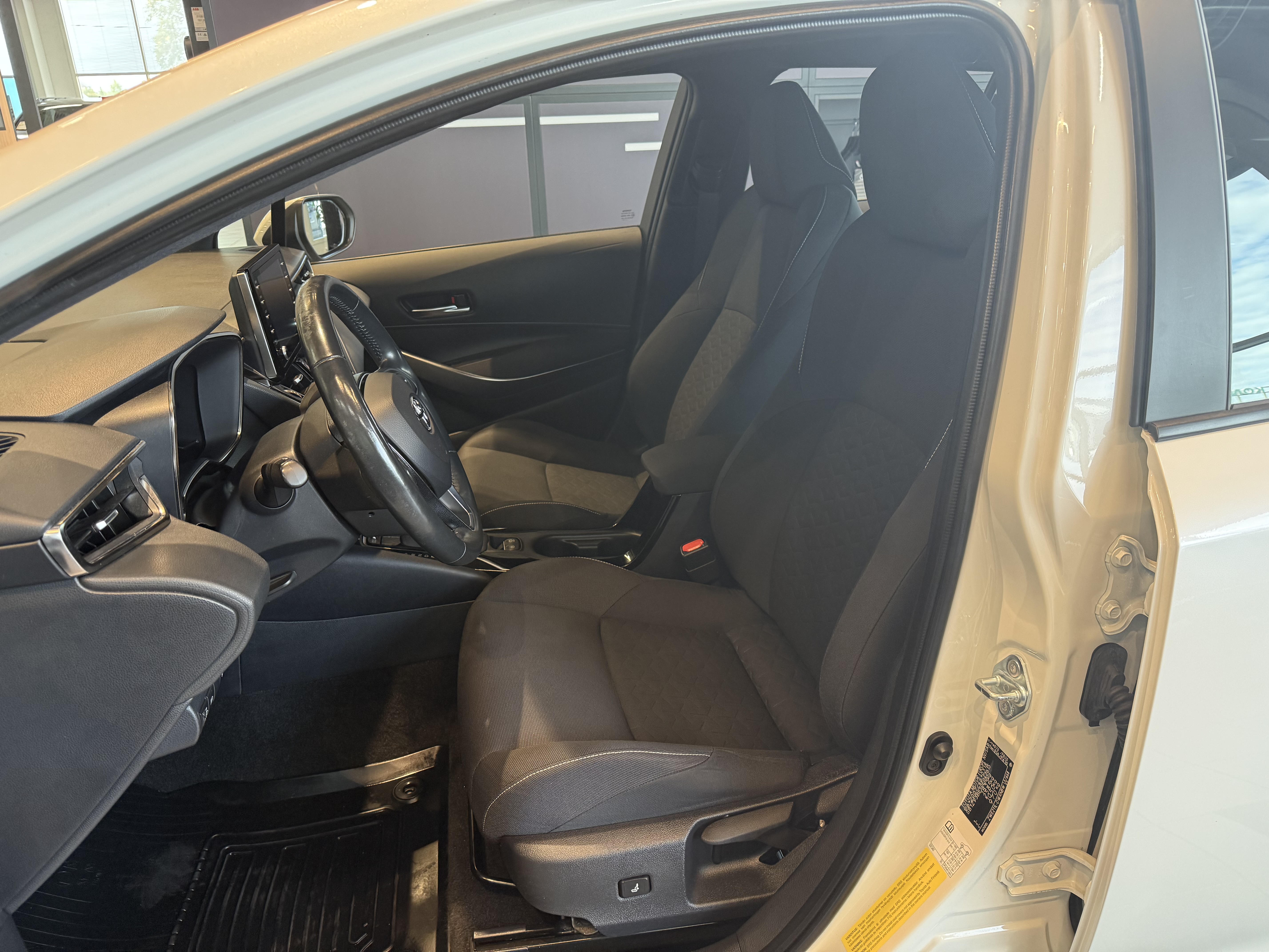 TOYOTA COROLLA 2019