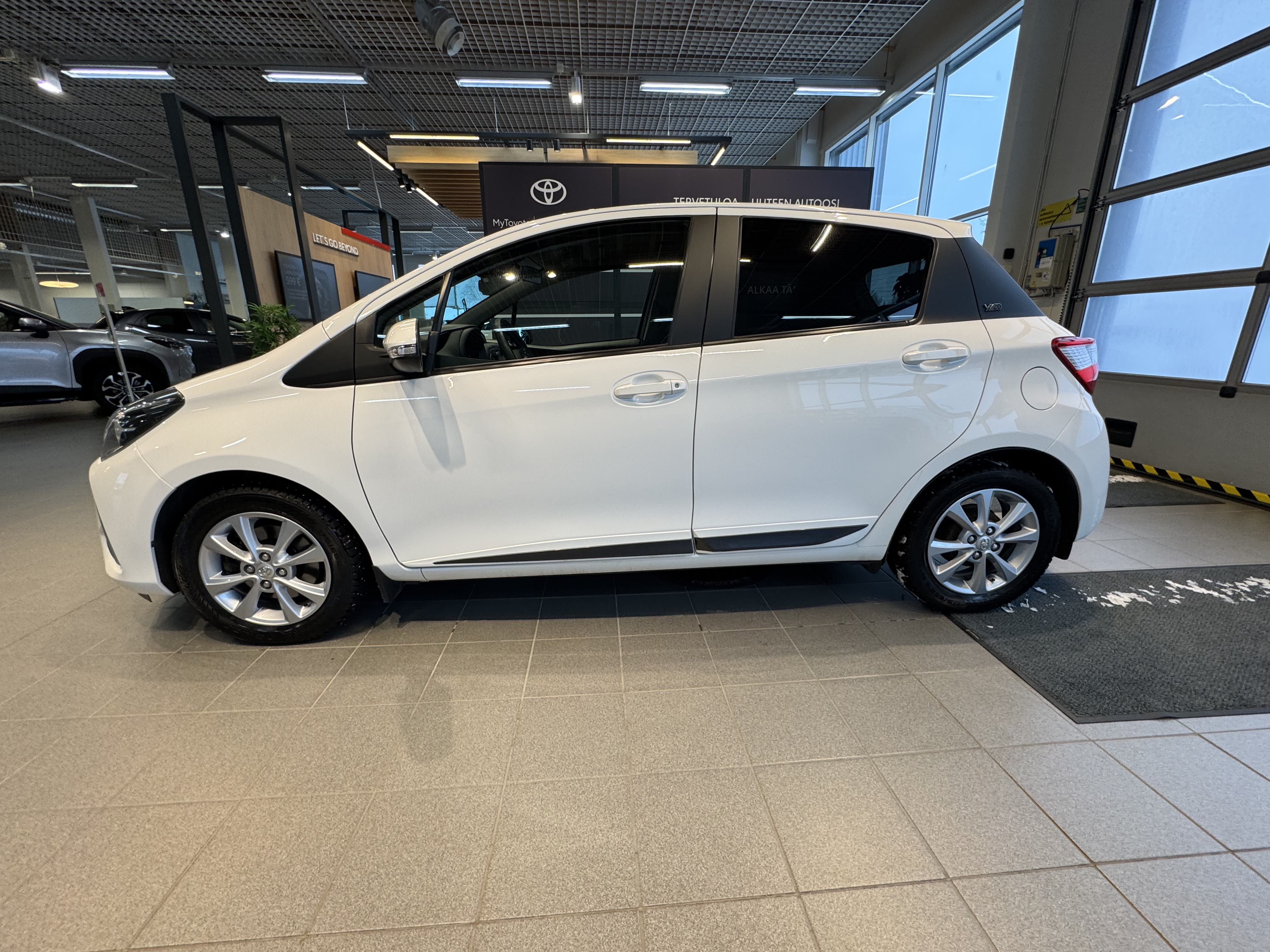 Toyota Yaris 2019