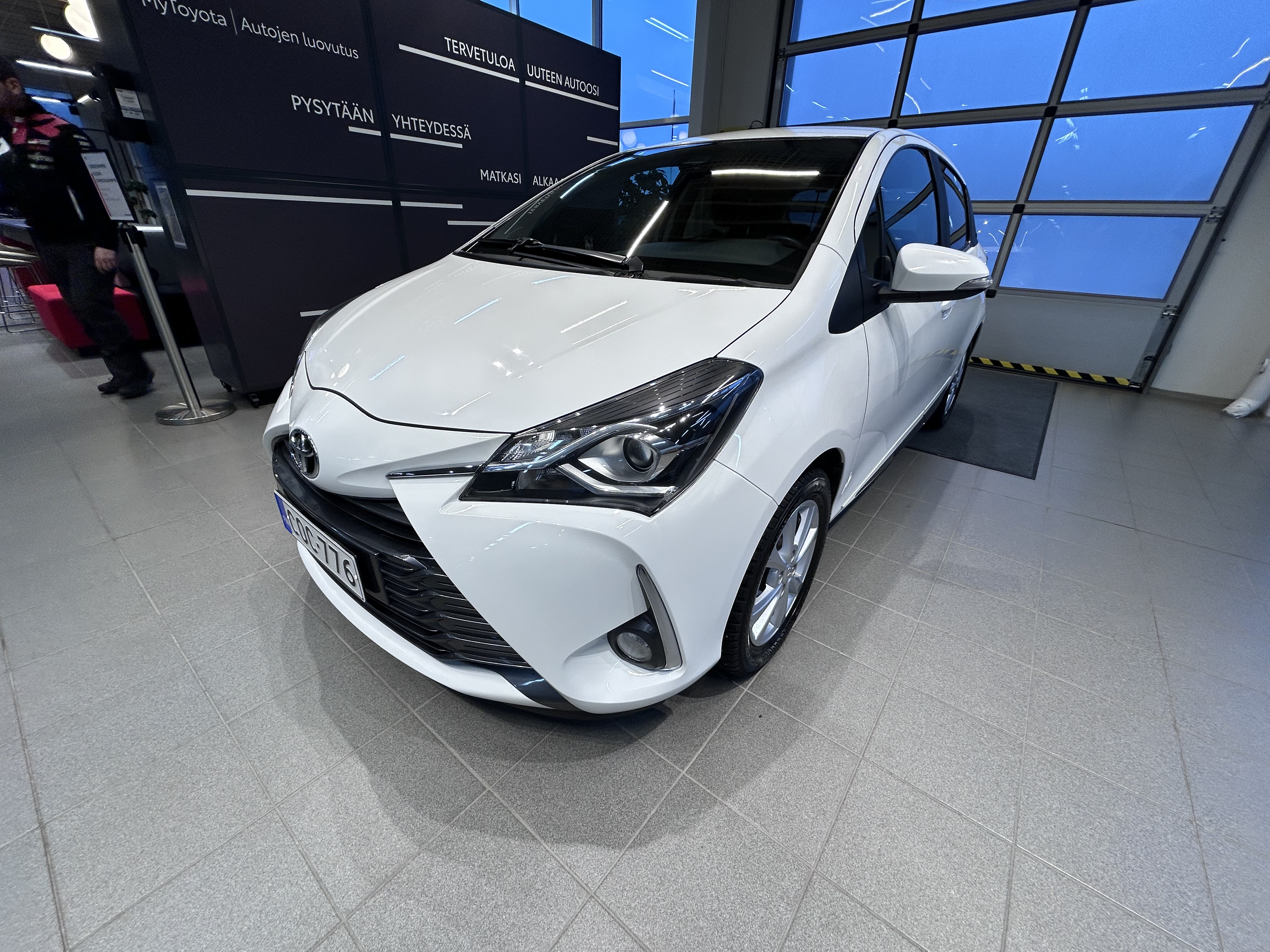 TOYOTA YARIS 2019
