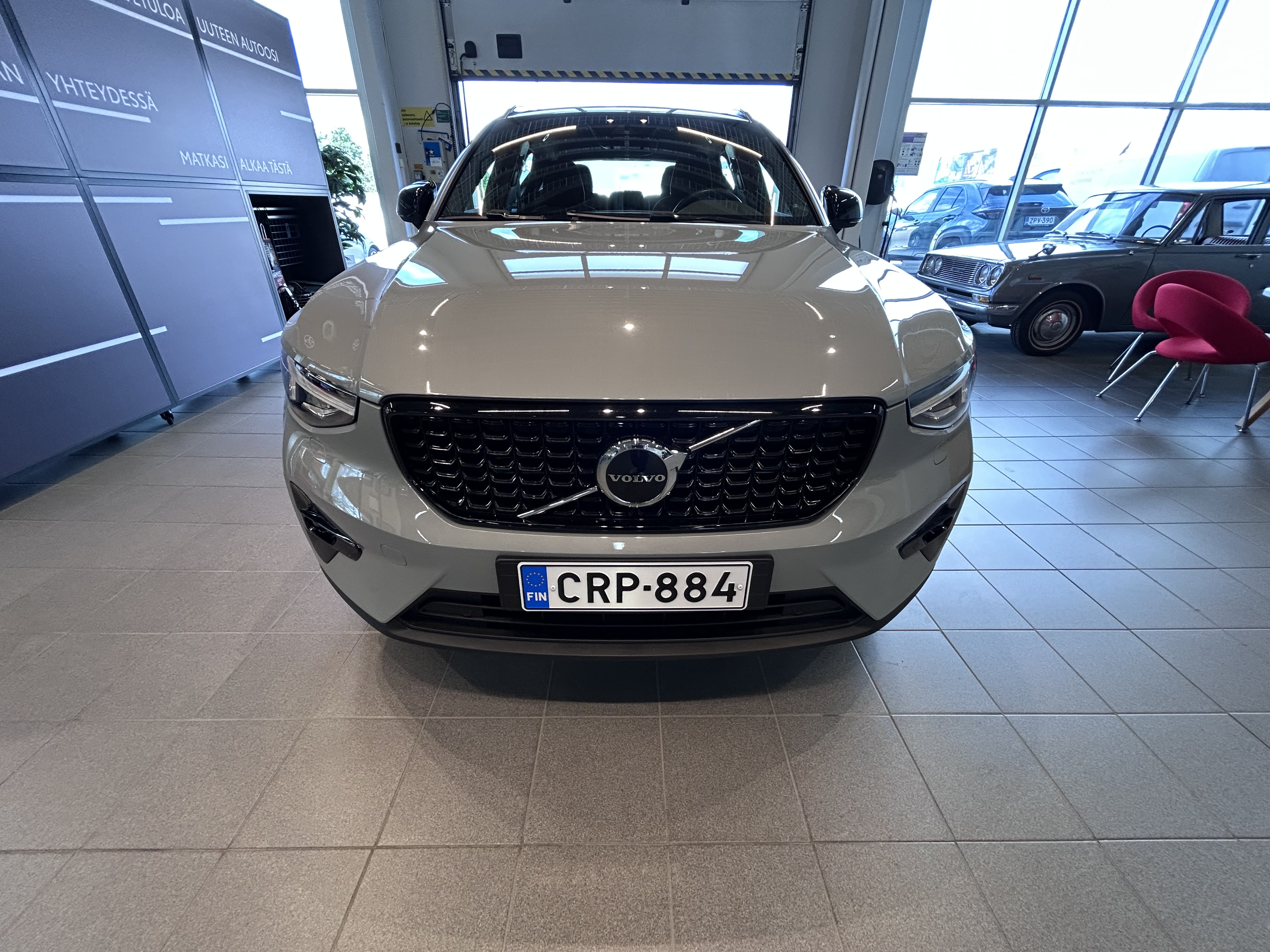VOLVO XC40 2023