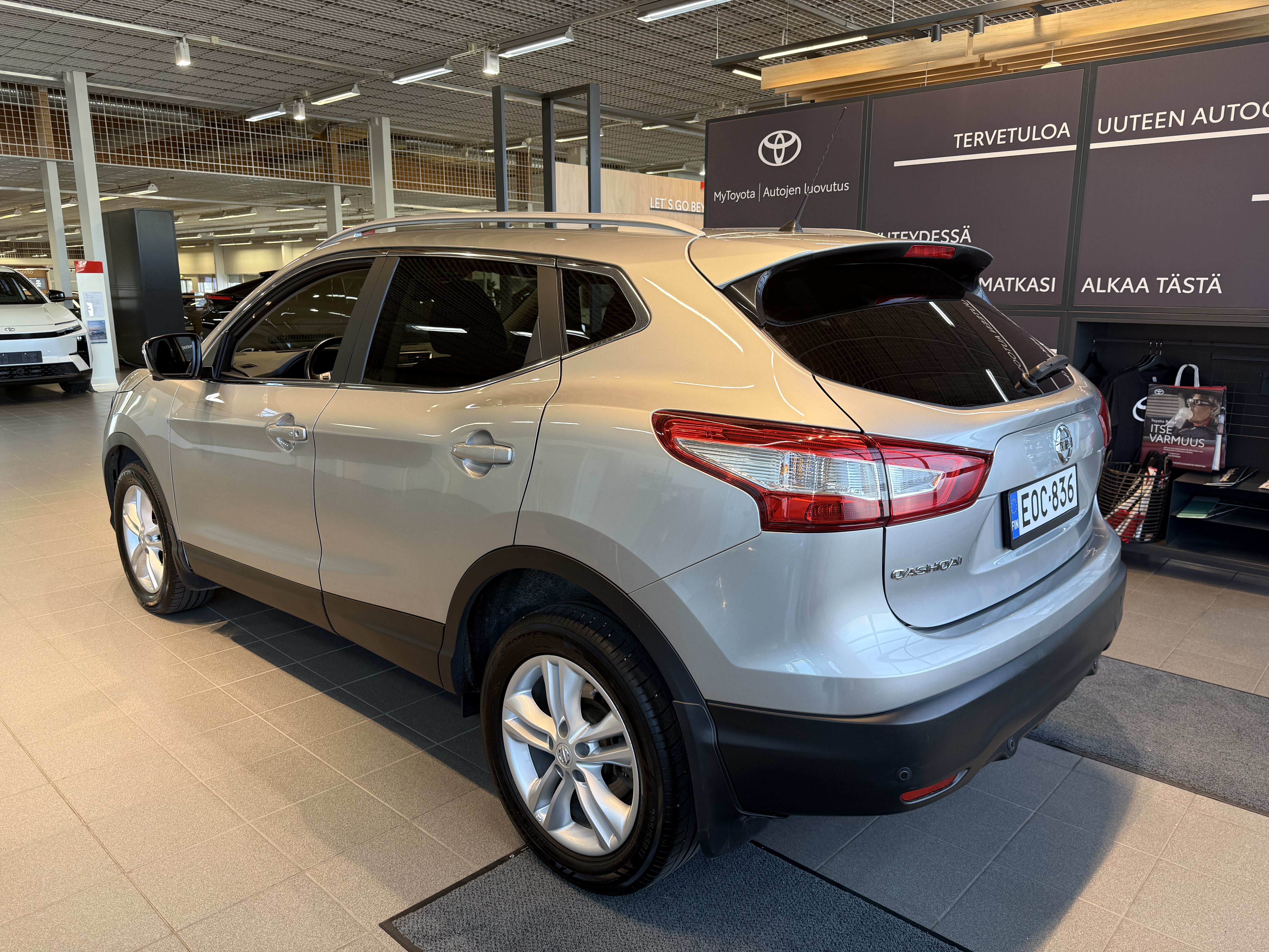 NISSAN Qashqai 2016