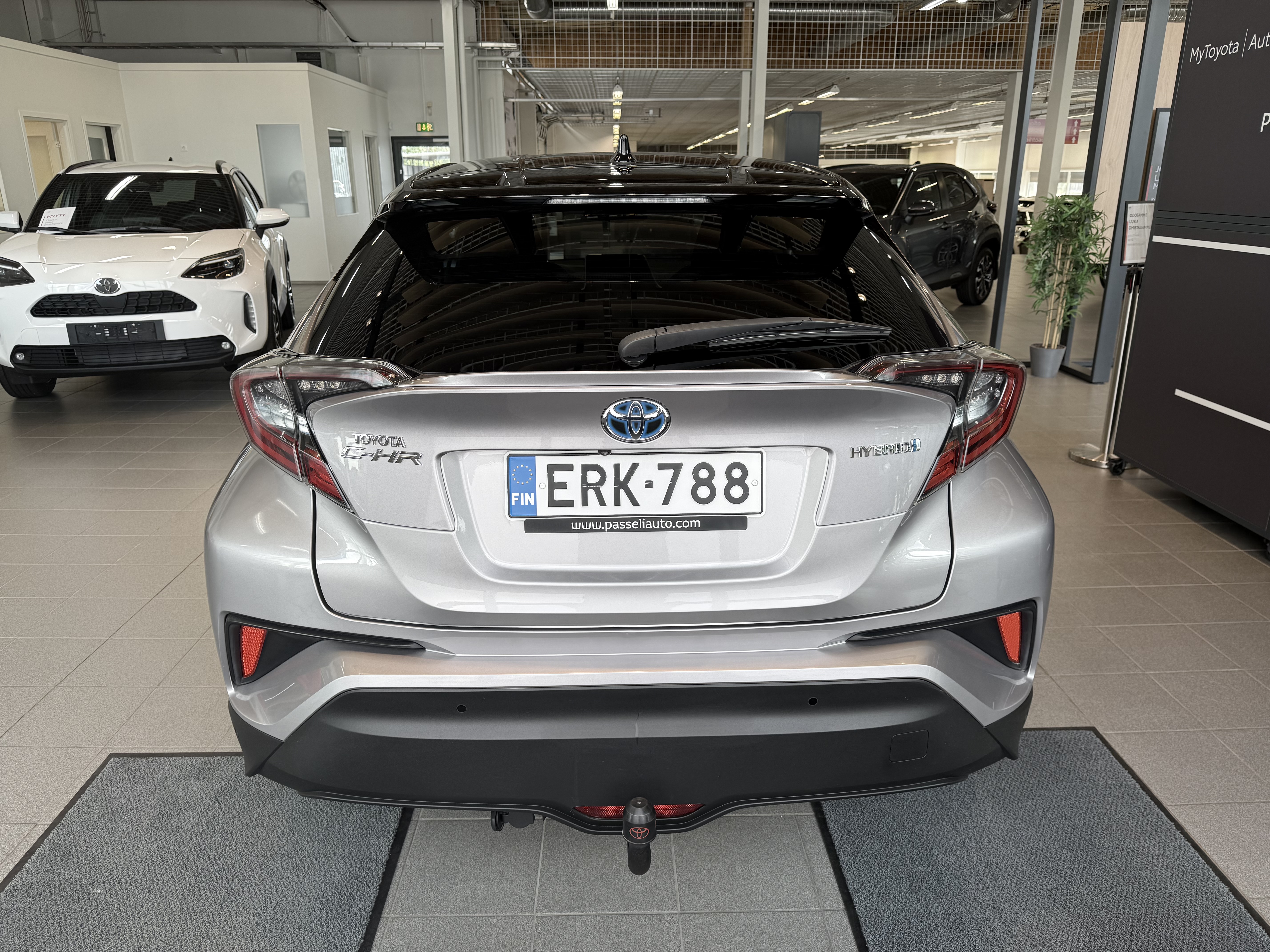 TOYOTA C-HR 2019