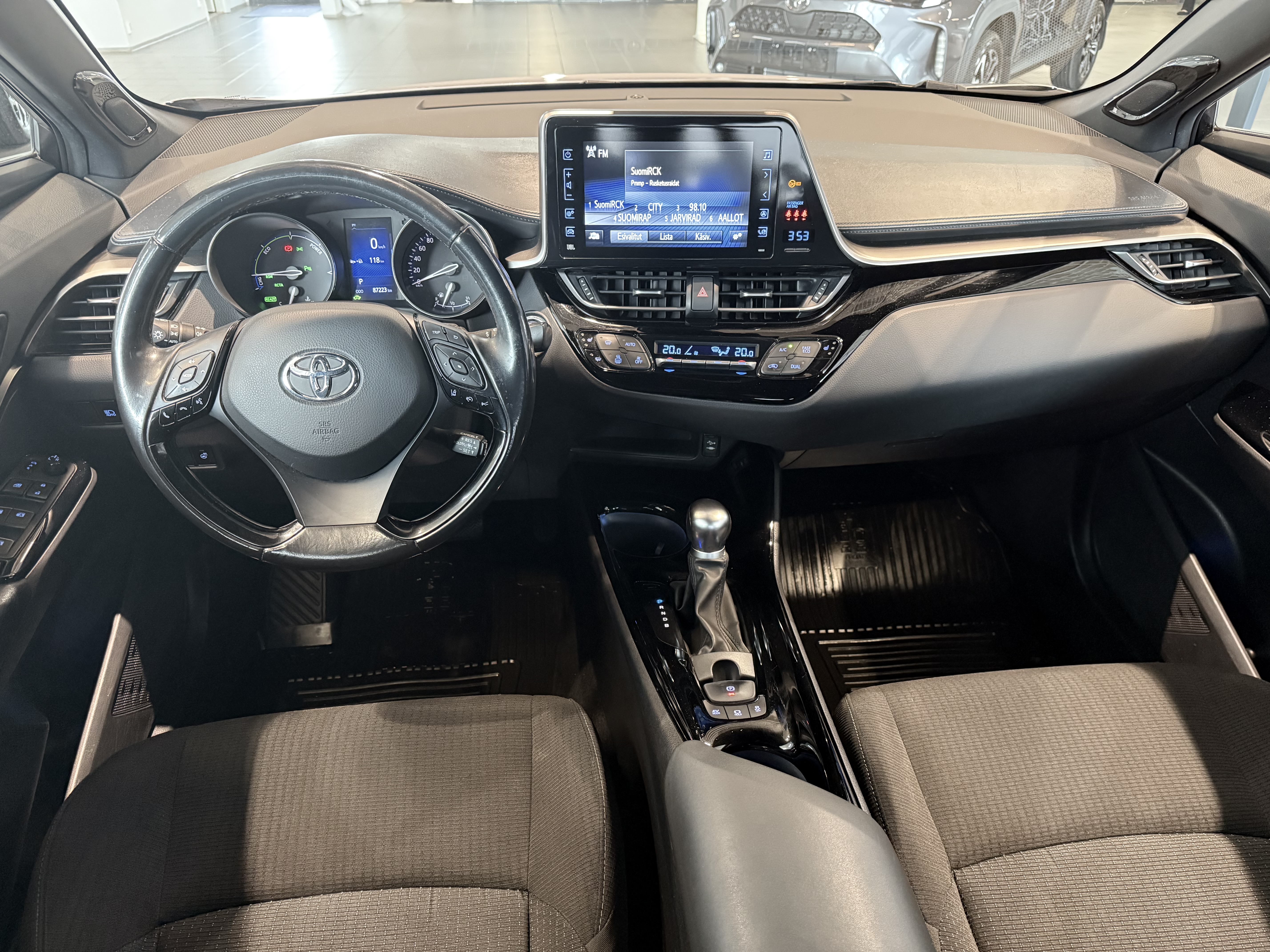 TOYOTA C-HR 2019