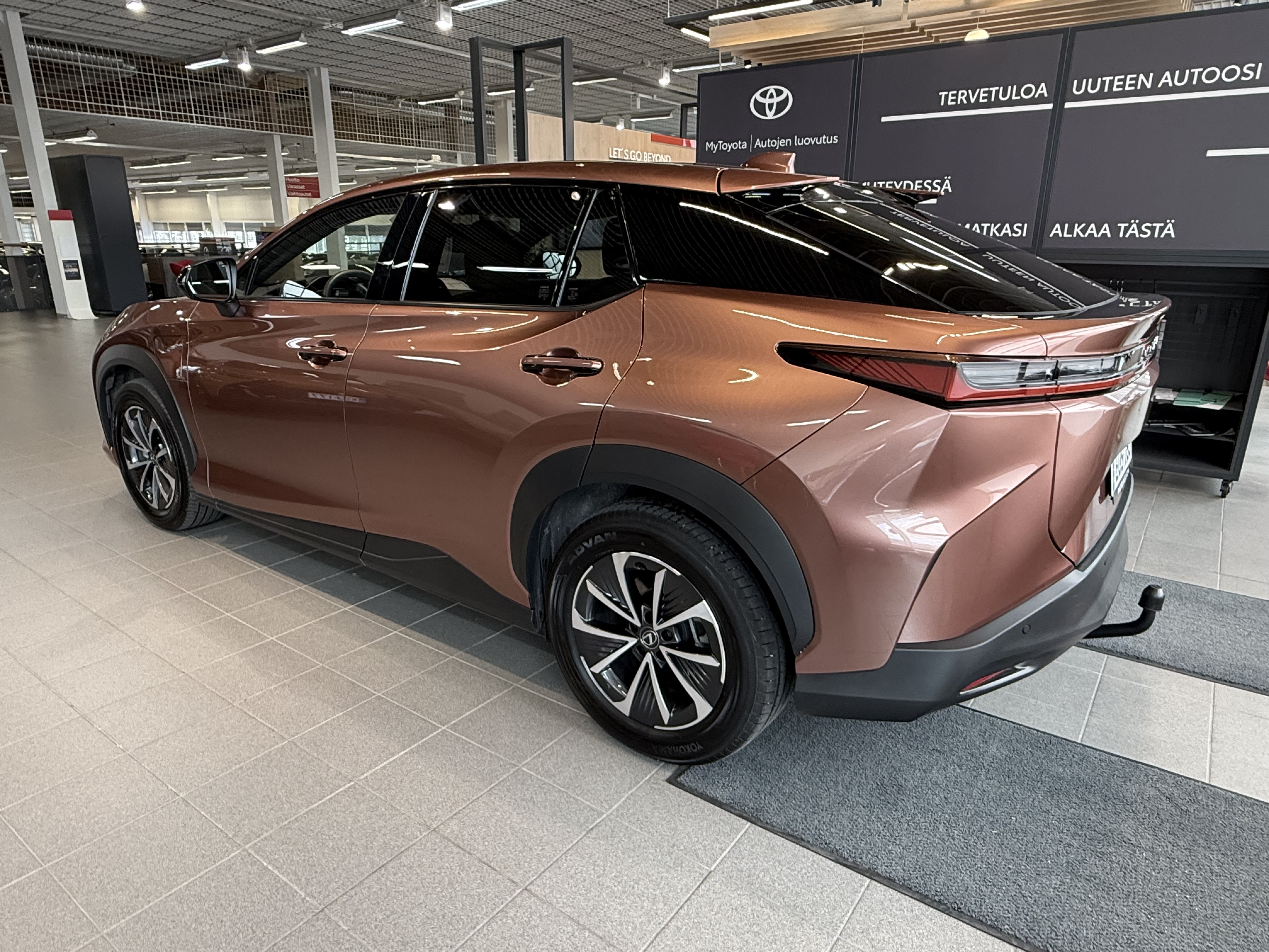 LEXUS RZ 2023
