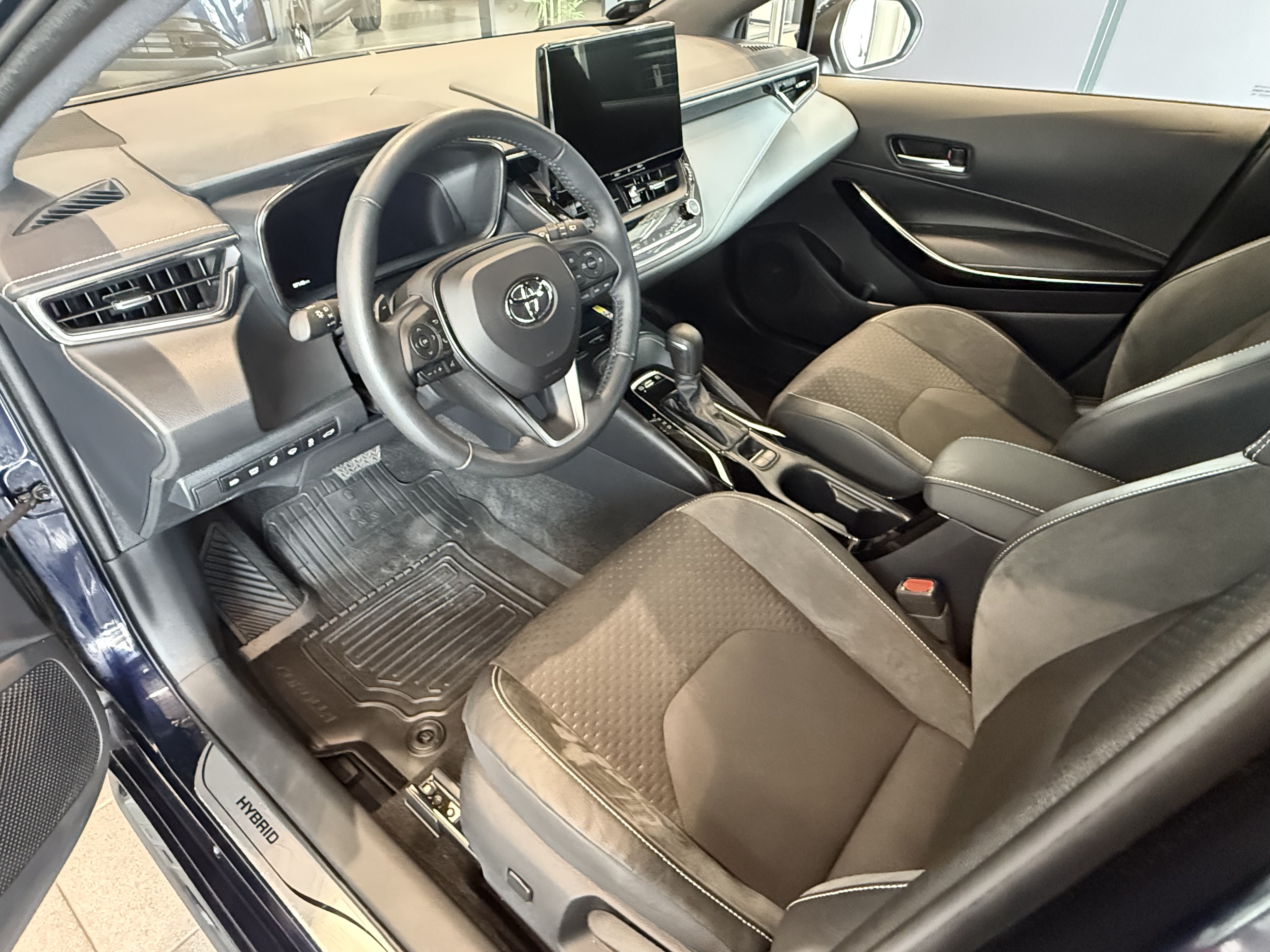 TOYOTA COROLLA 2023