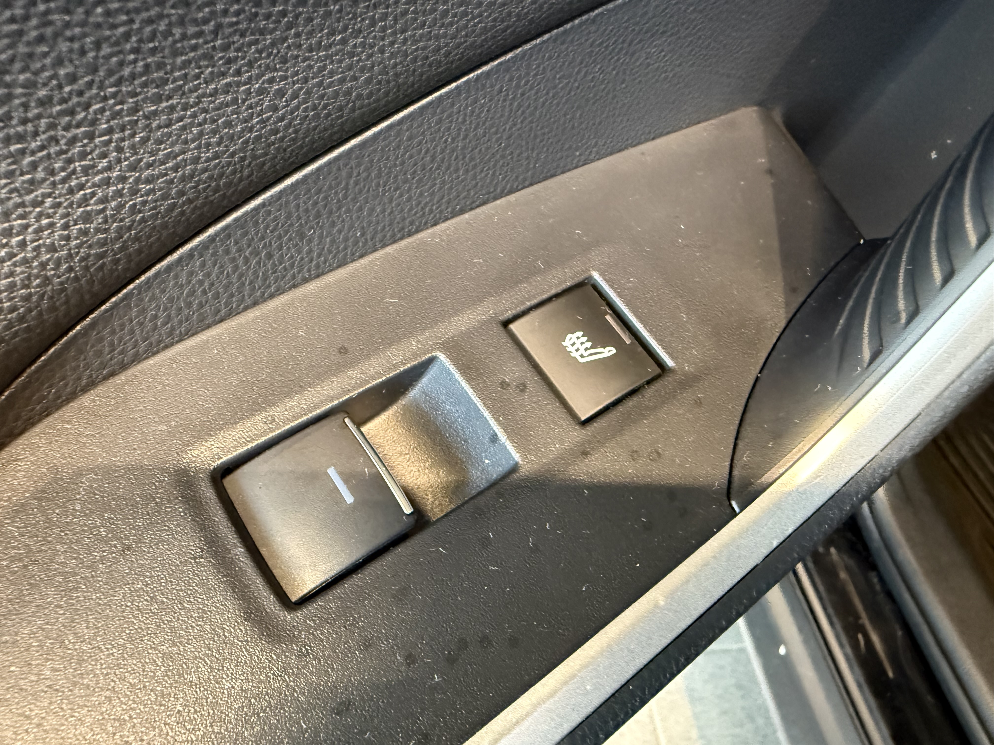 TOYOTA RAV4 Plug-in 2024