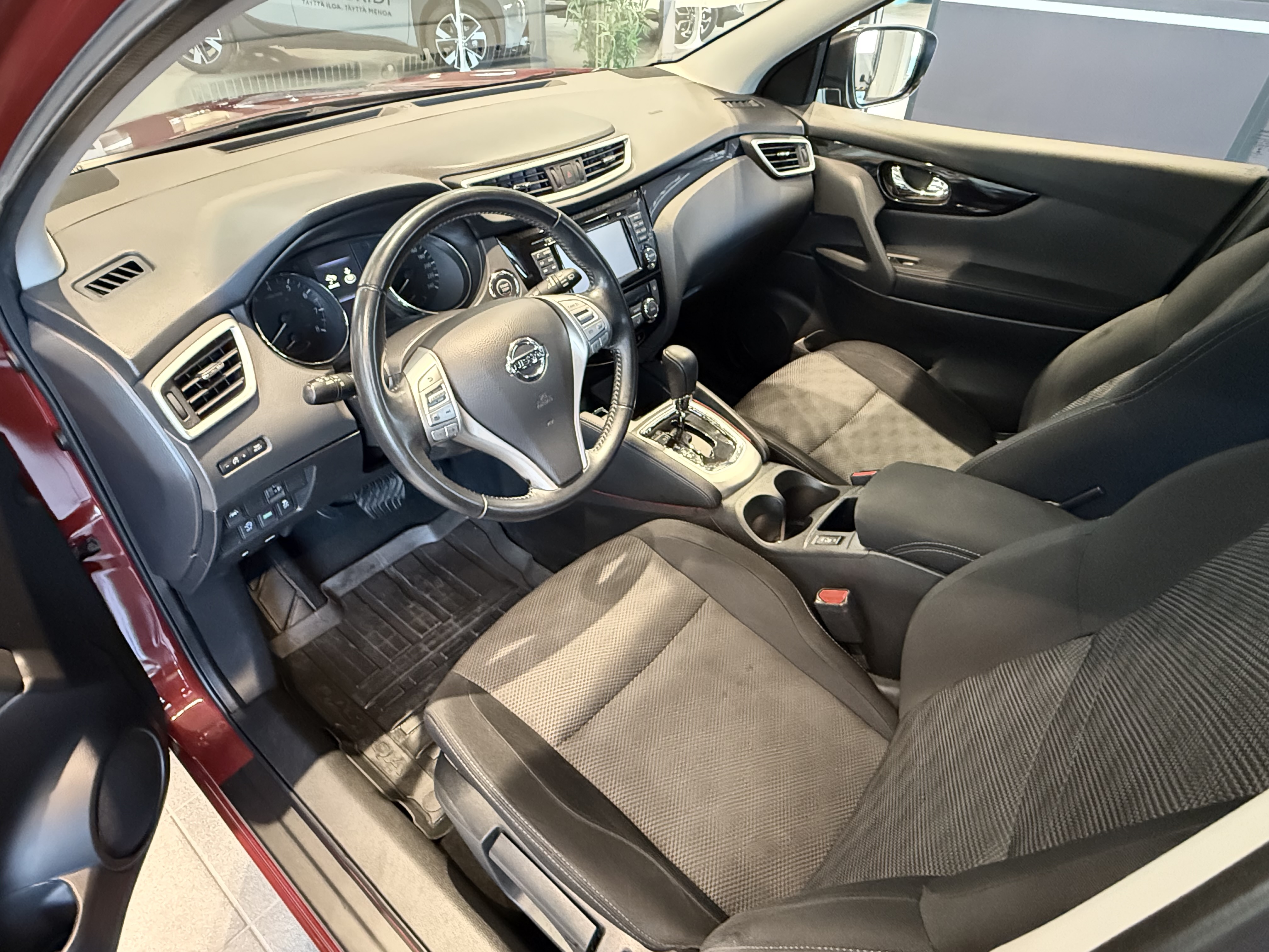 NISSAN Qashqai 2016