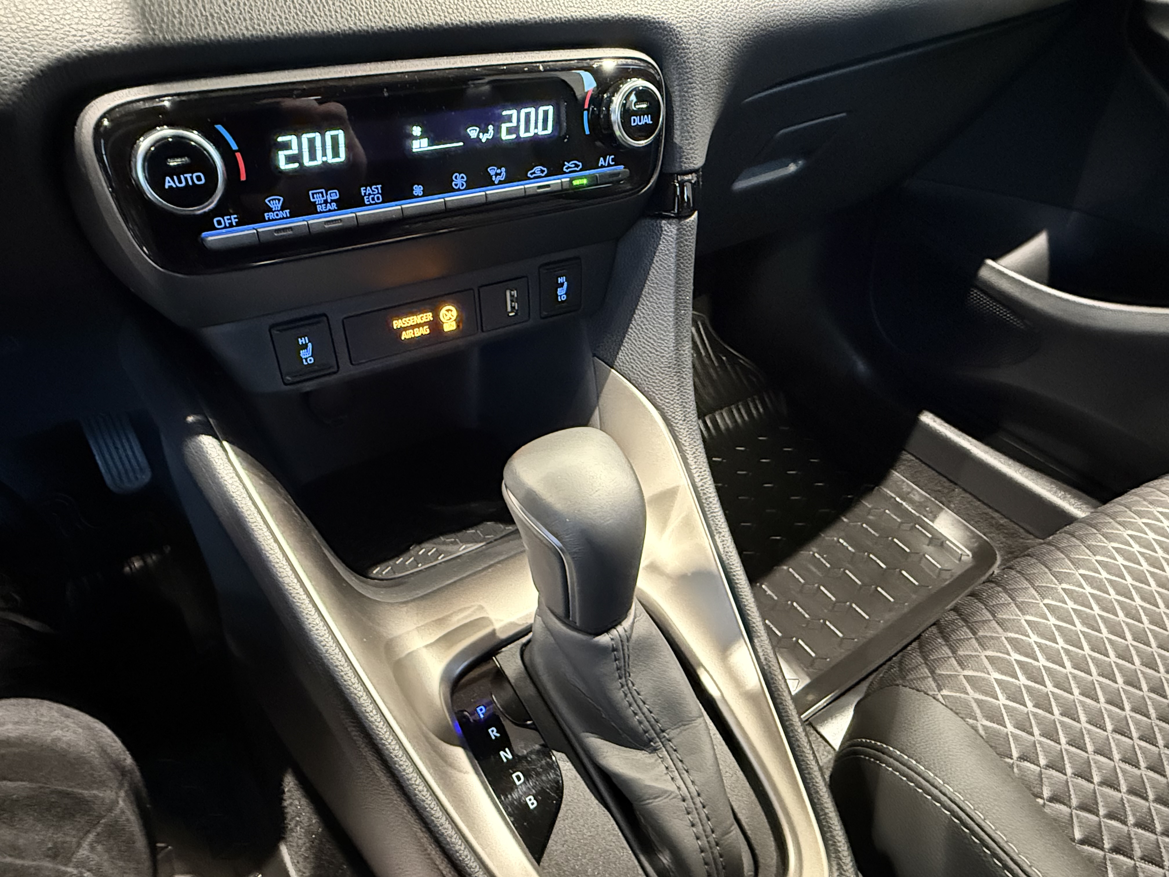 MAZDA Mazda2 Hybrid 2023