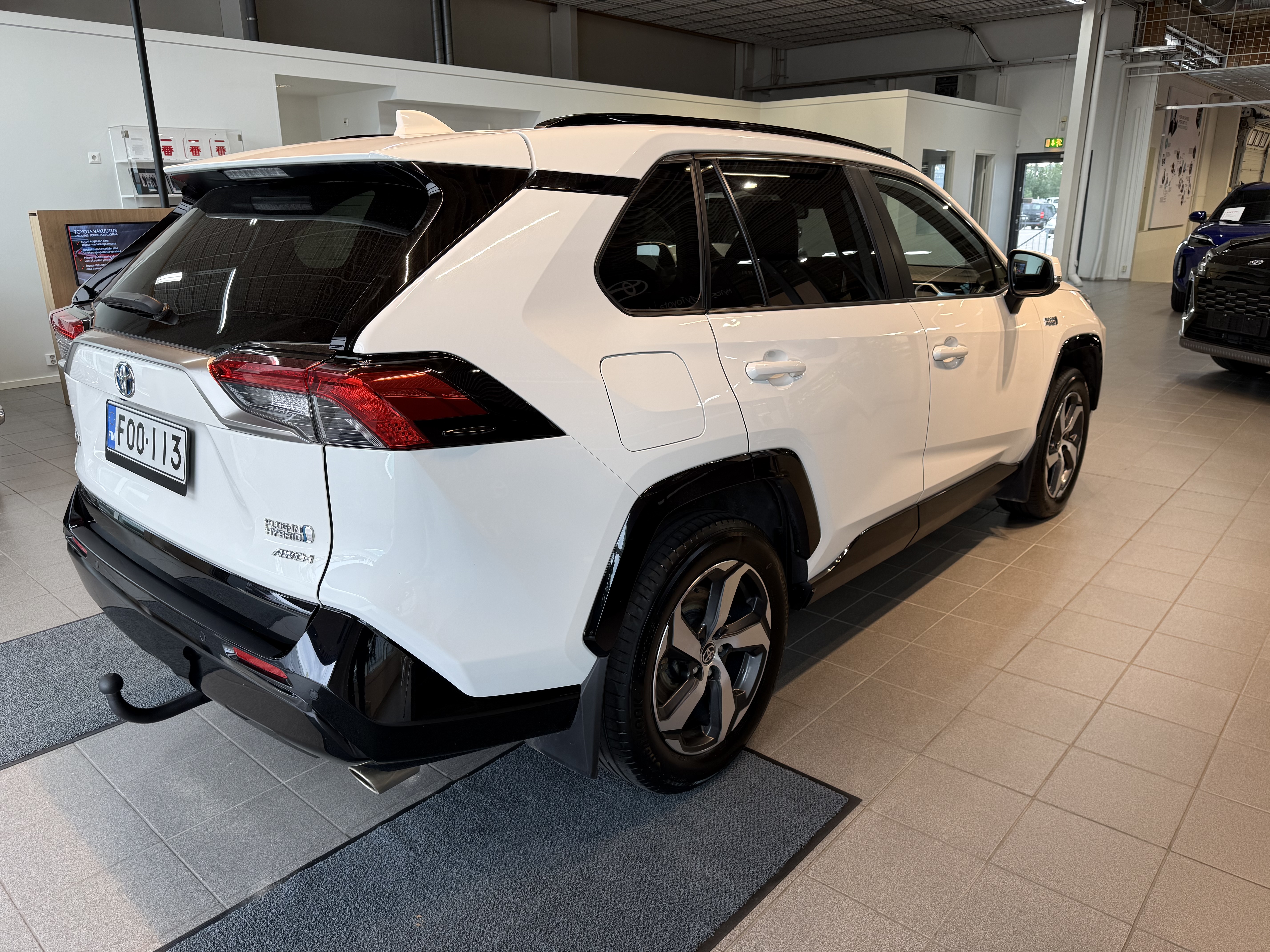 TOYOTA RAV4 Plug-in 2020