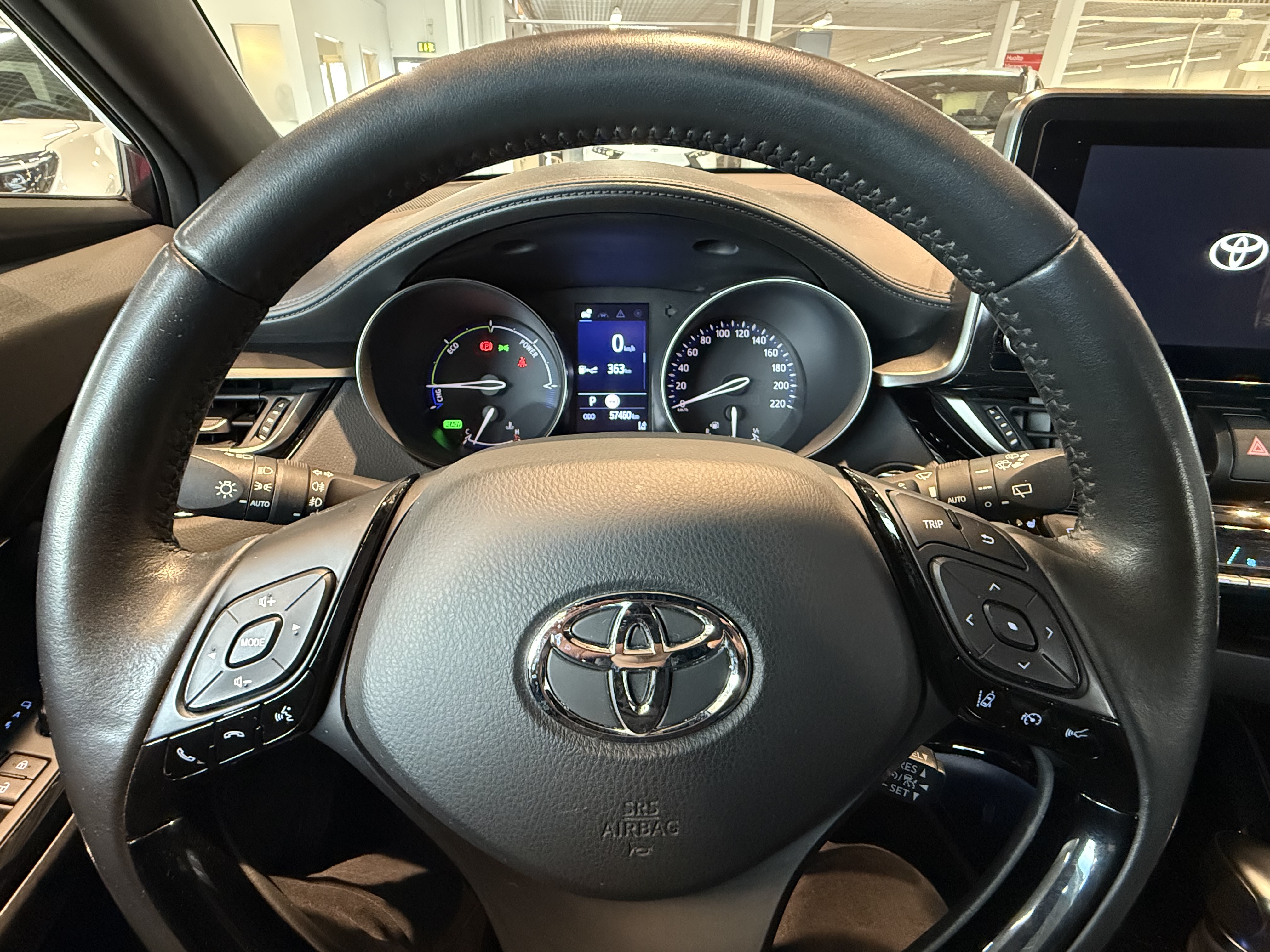 TOYOTA C-HR 2023