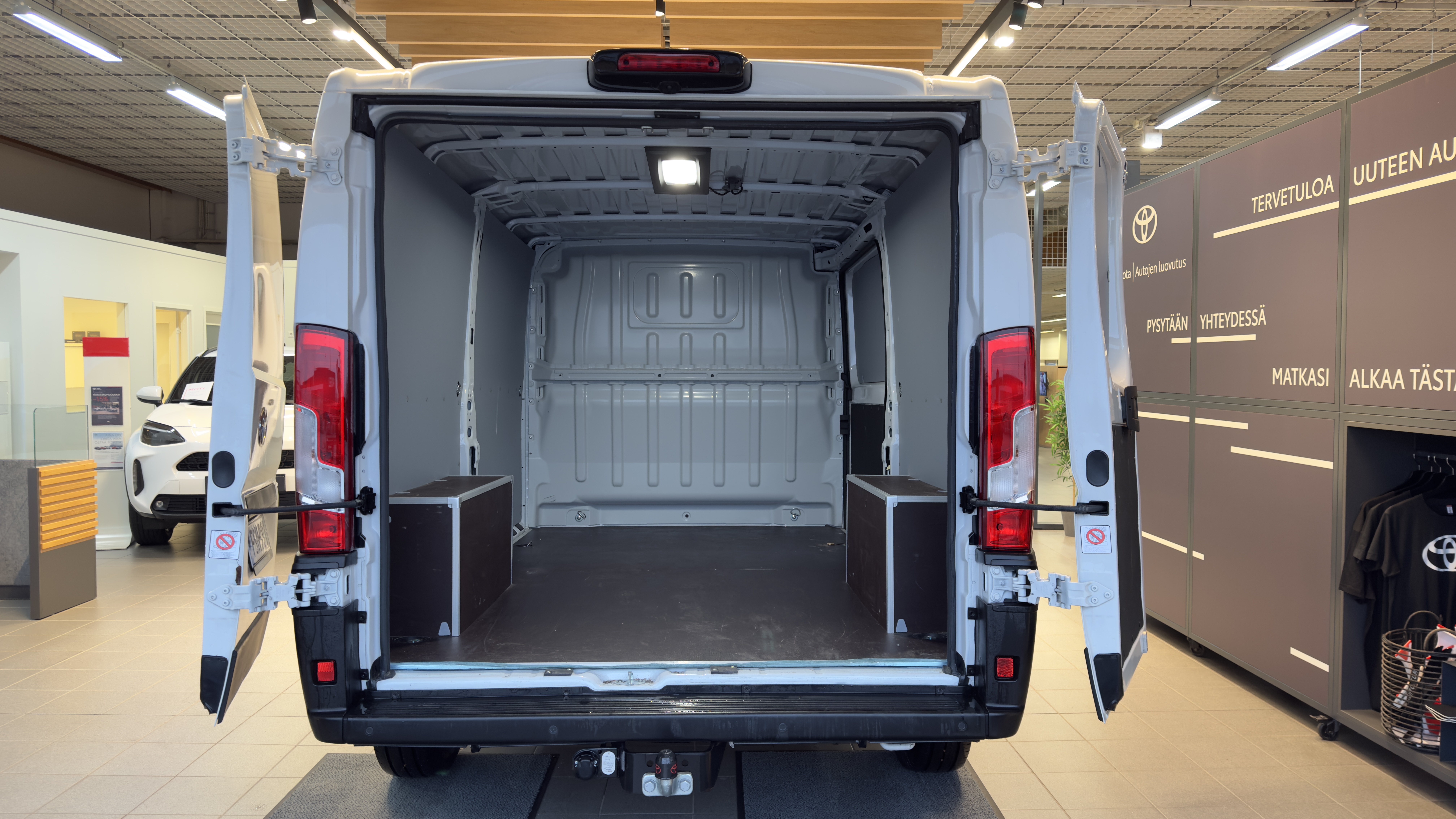 Toyota Proace MAX 2024