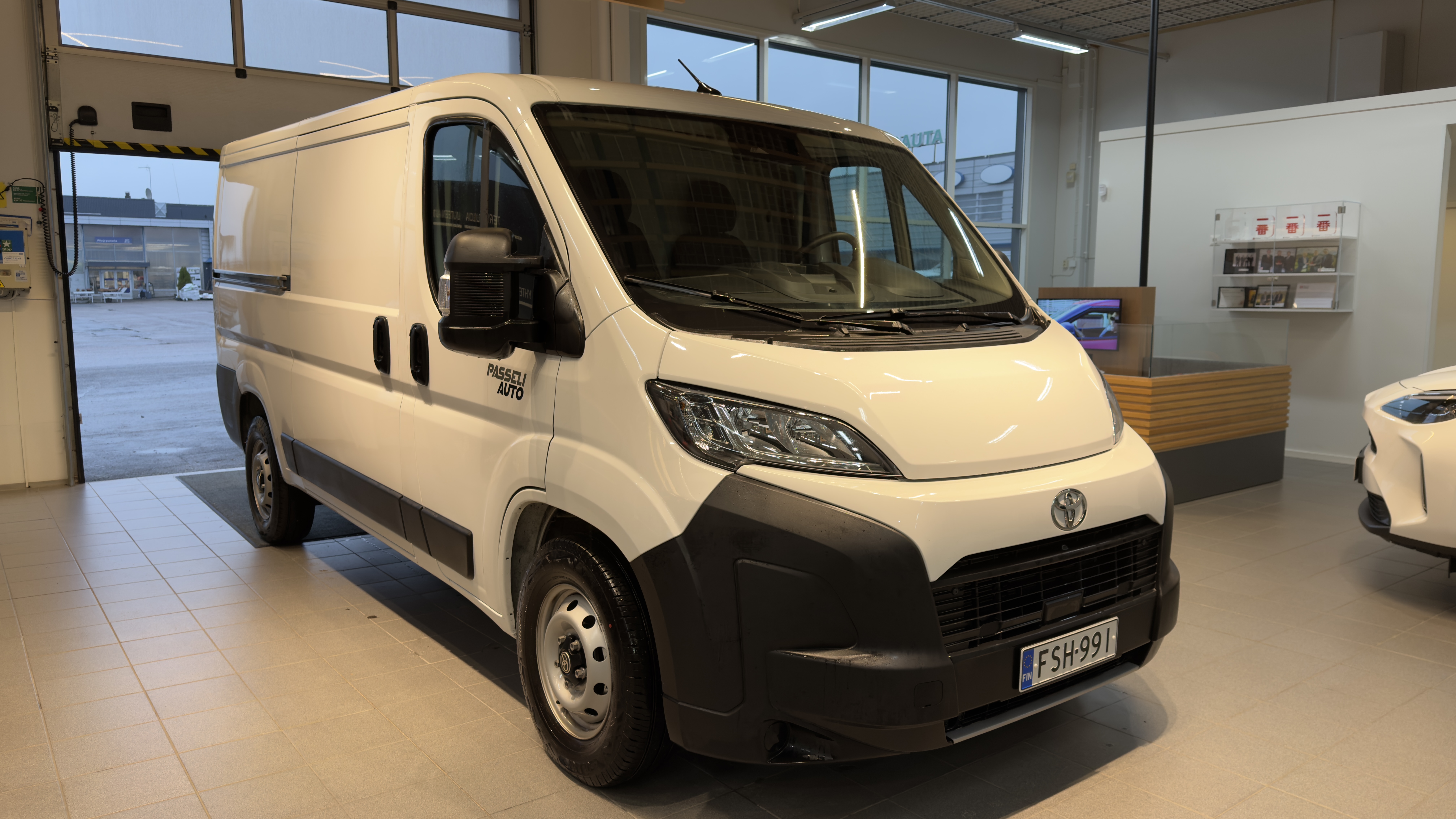 Toyota Proace MAX 2024