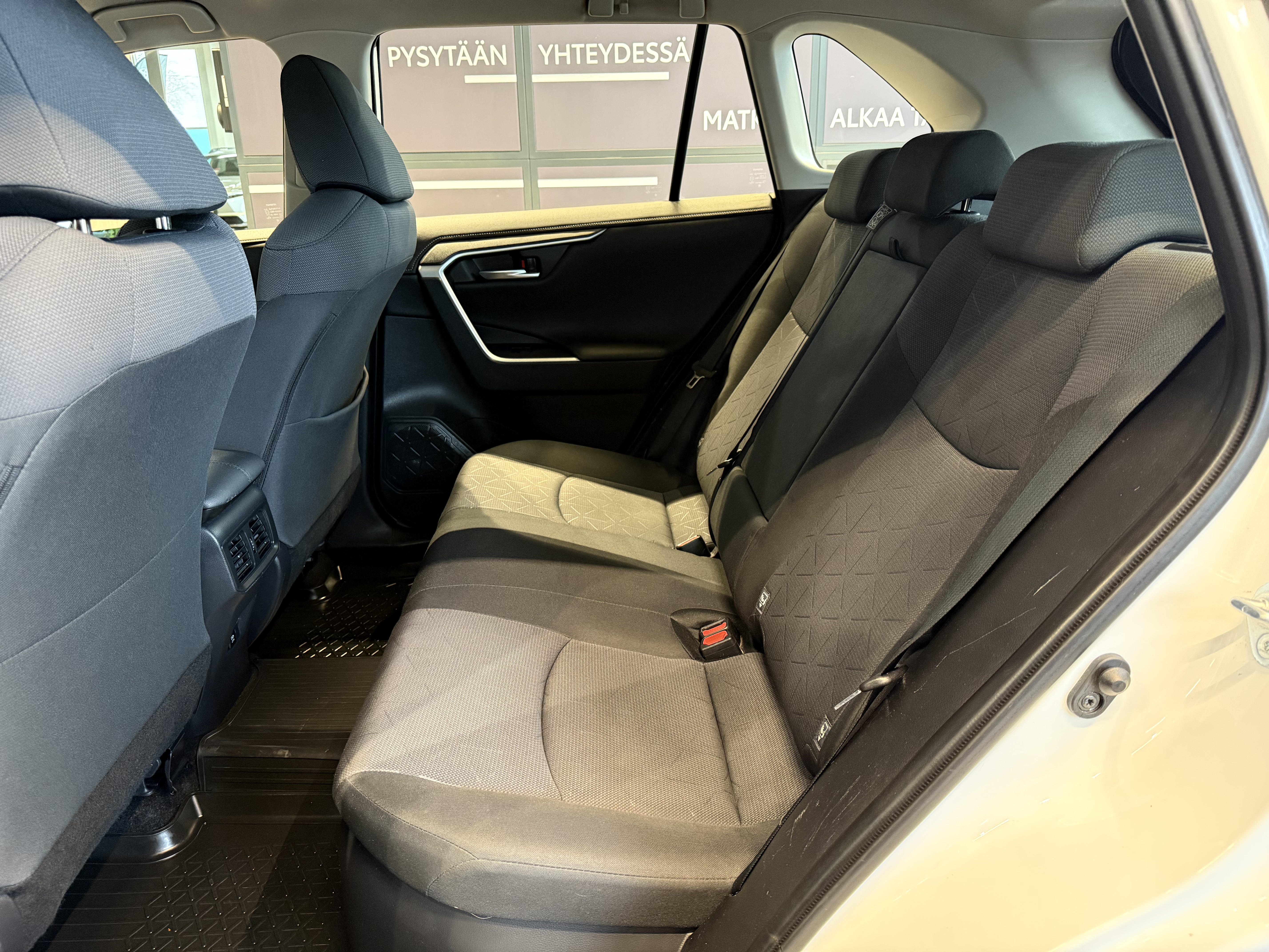TOYOTA RAV4 2021