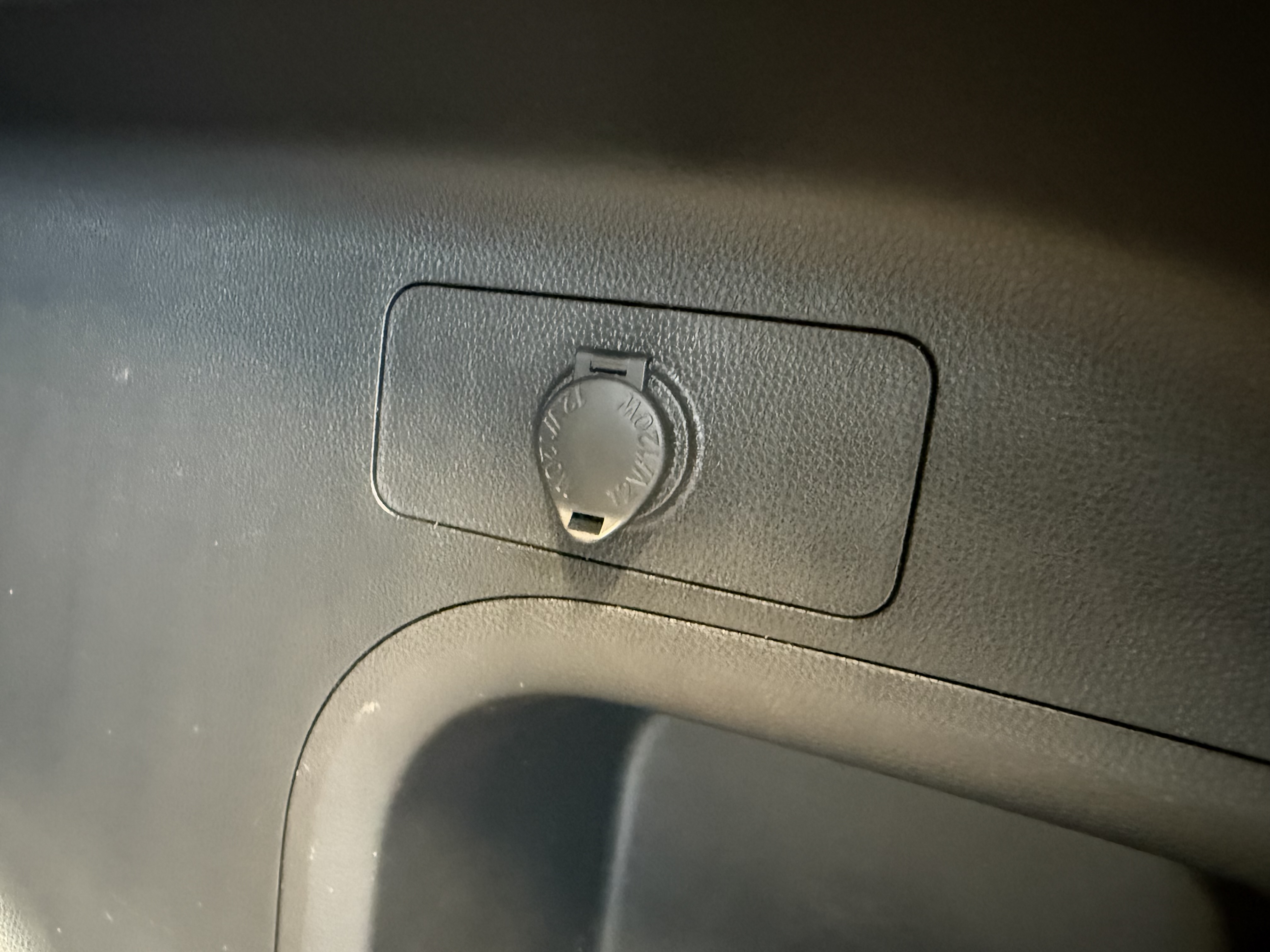 TOYOTA RAV4 2021