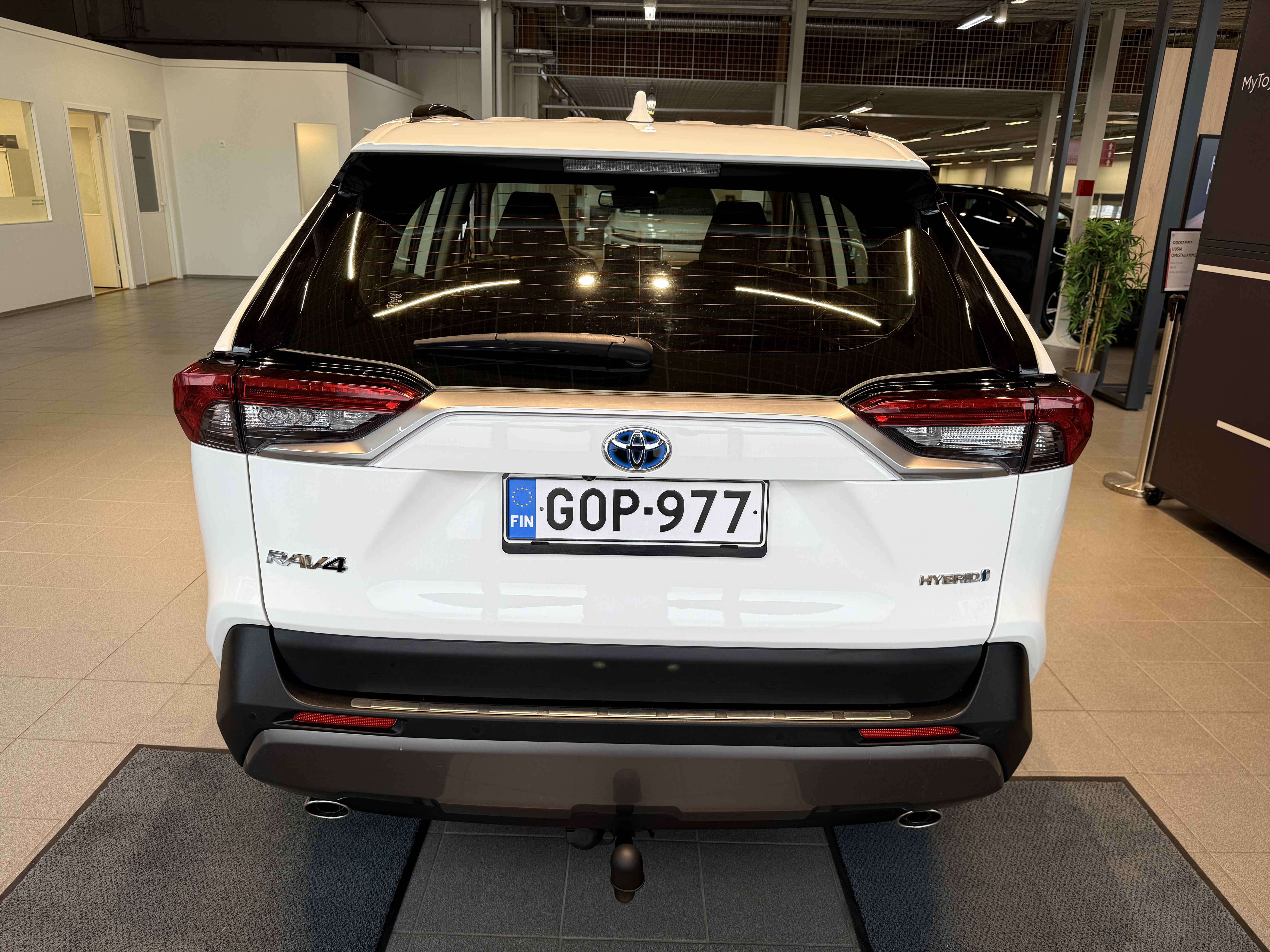 TOYOTA RAV4 2021