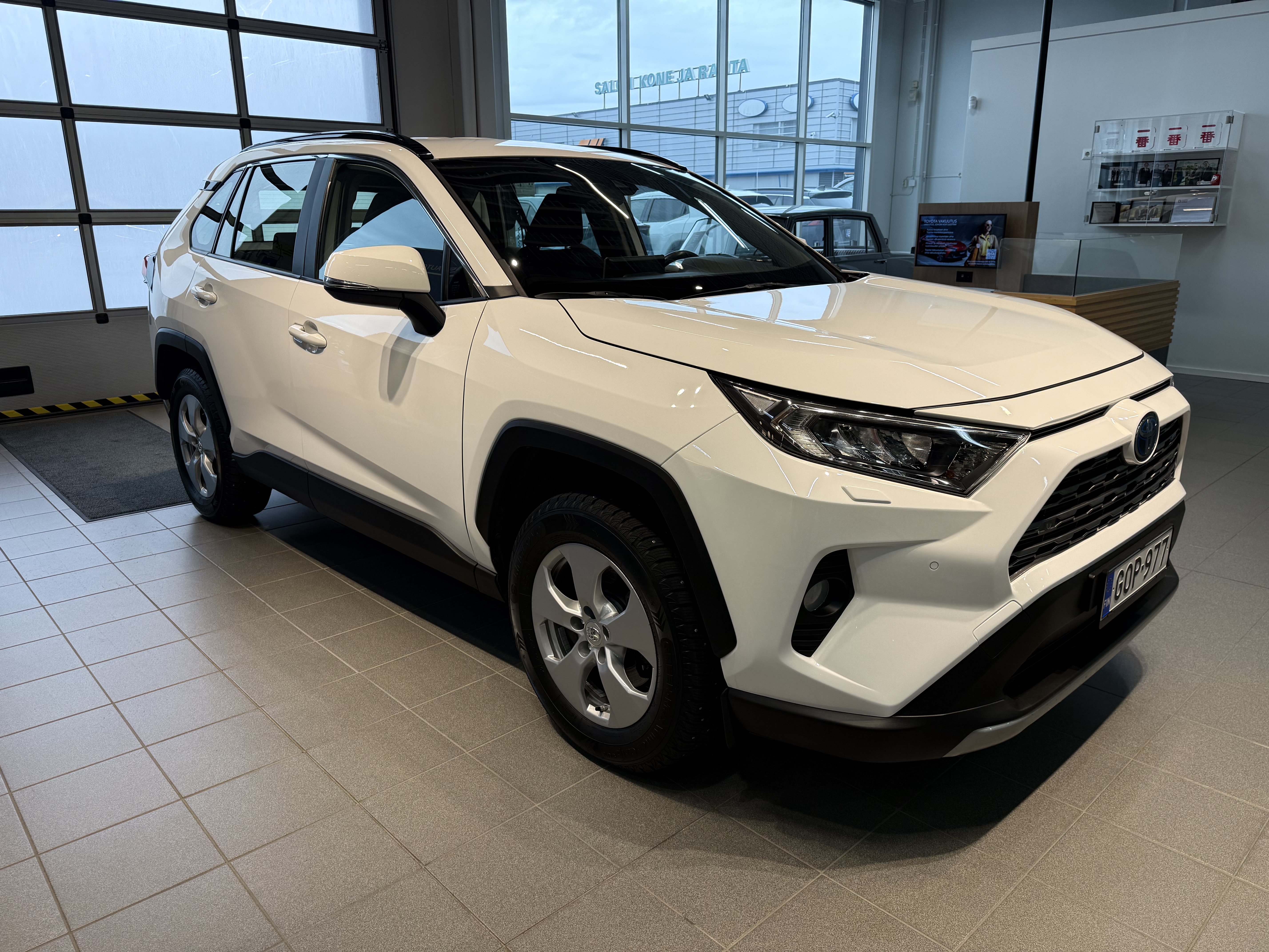 TOYOTA RAV4 2021