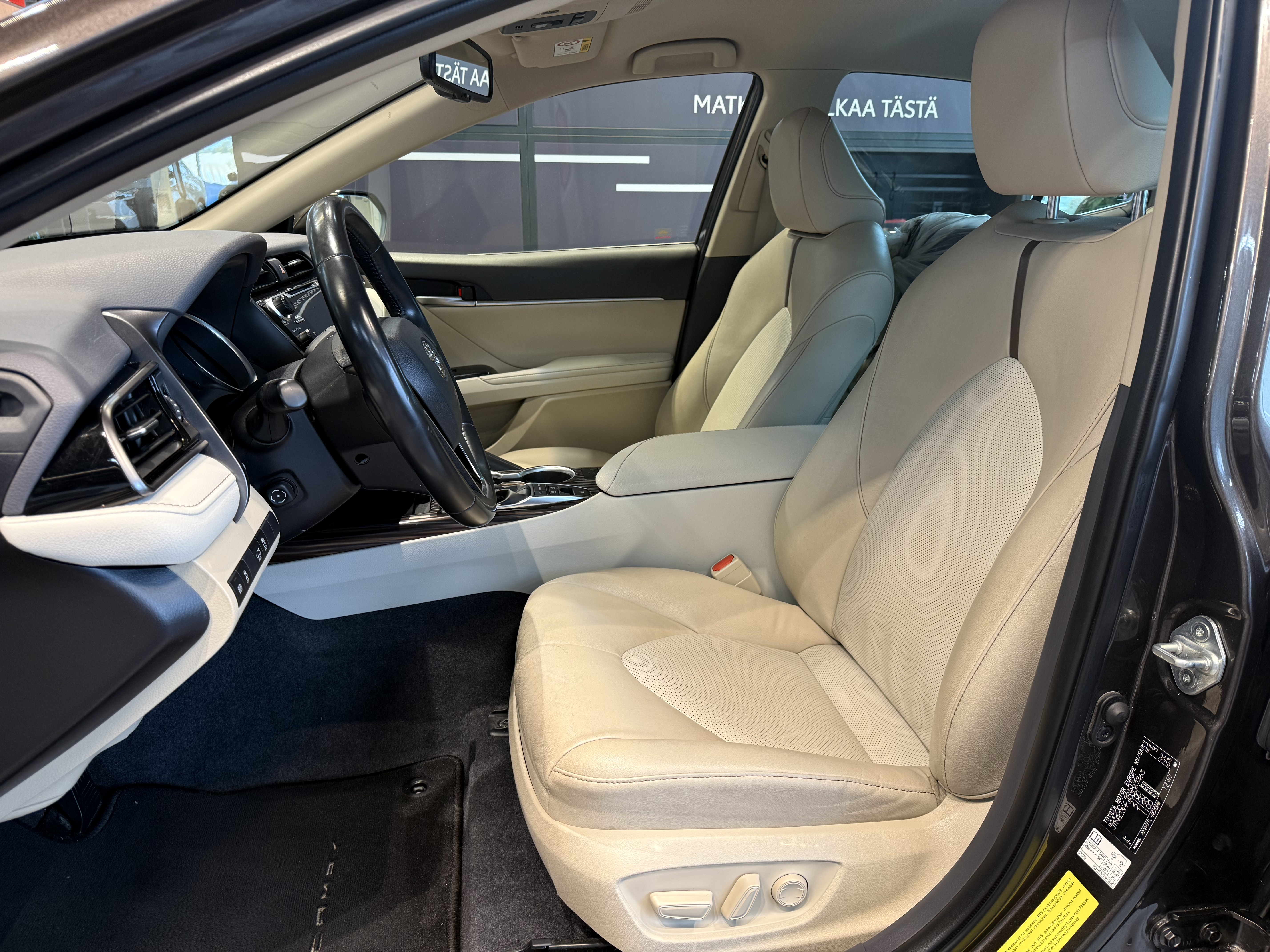 Toyota Camry 2020