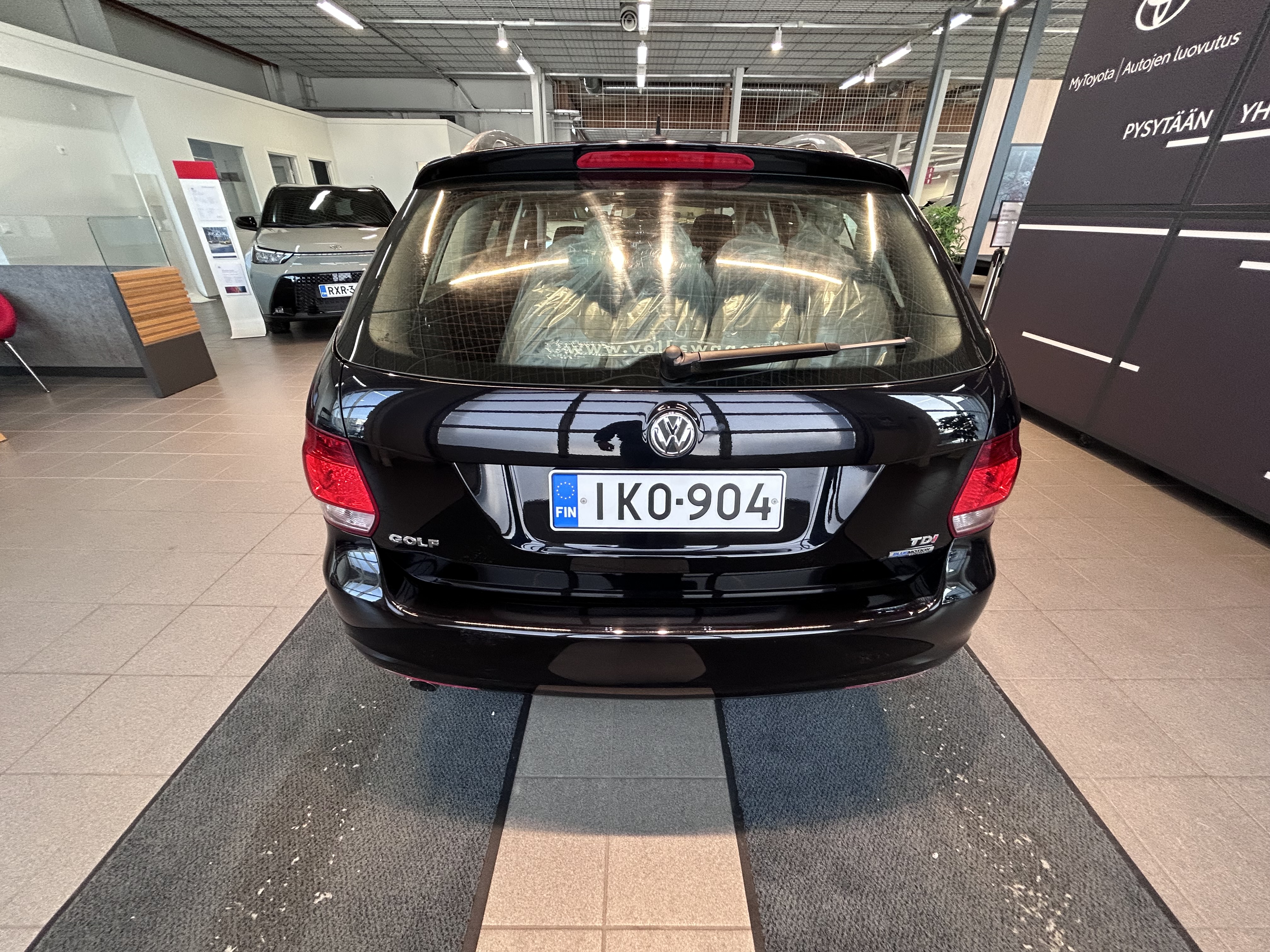 VOLKSWAGEN GOLF 2012