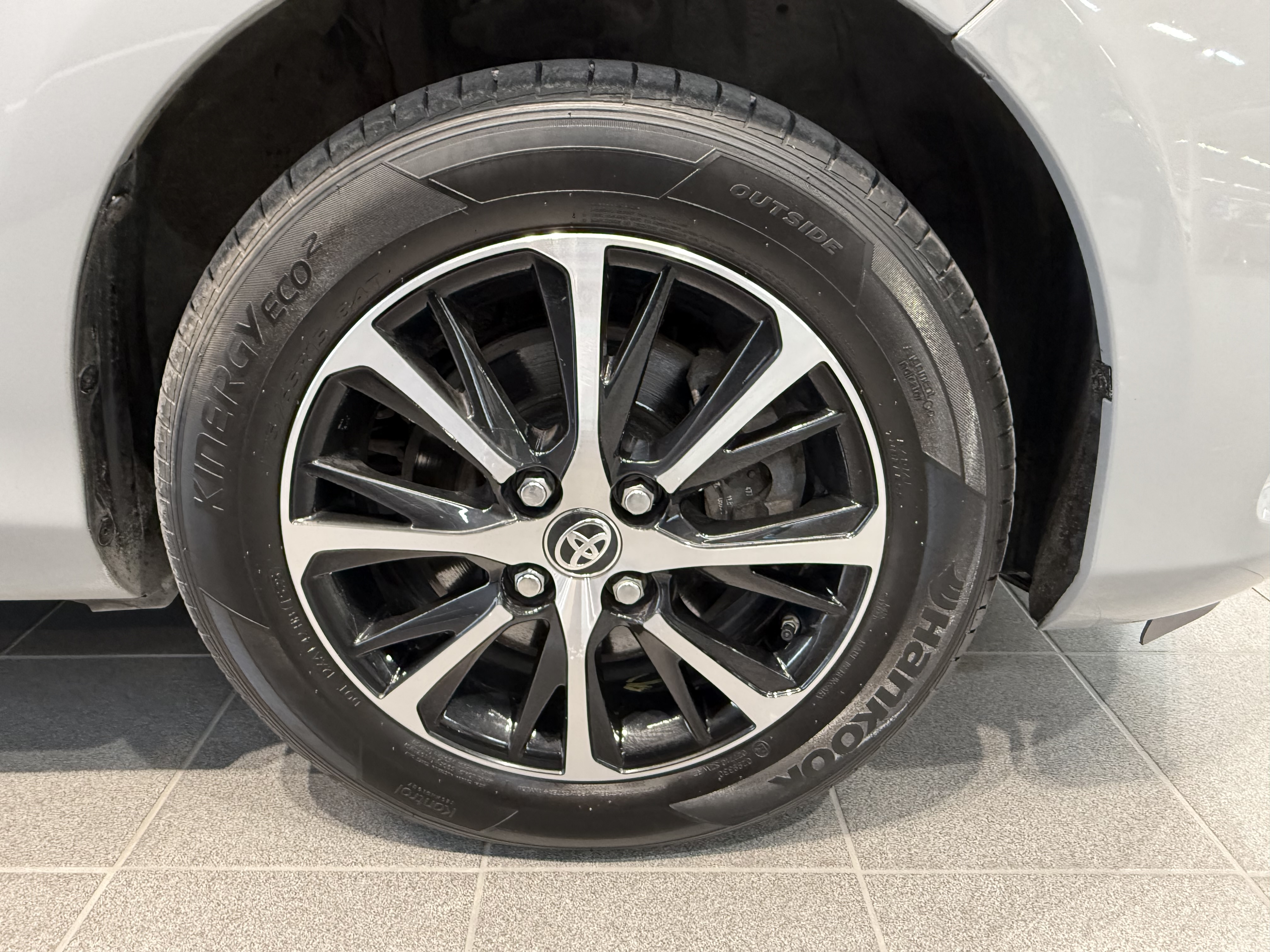 TOYOTA YARIS 2018