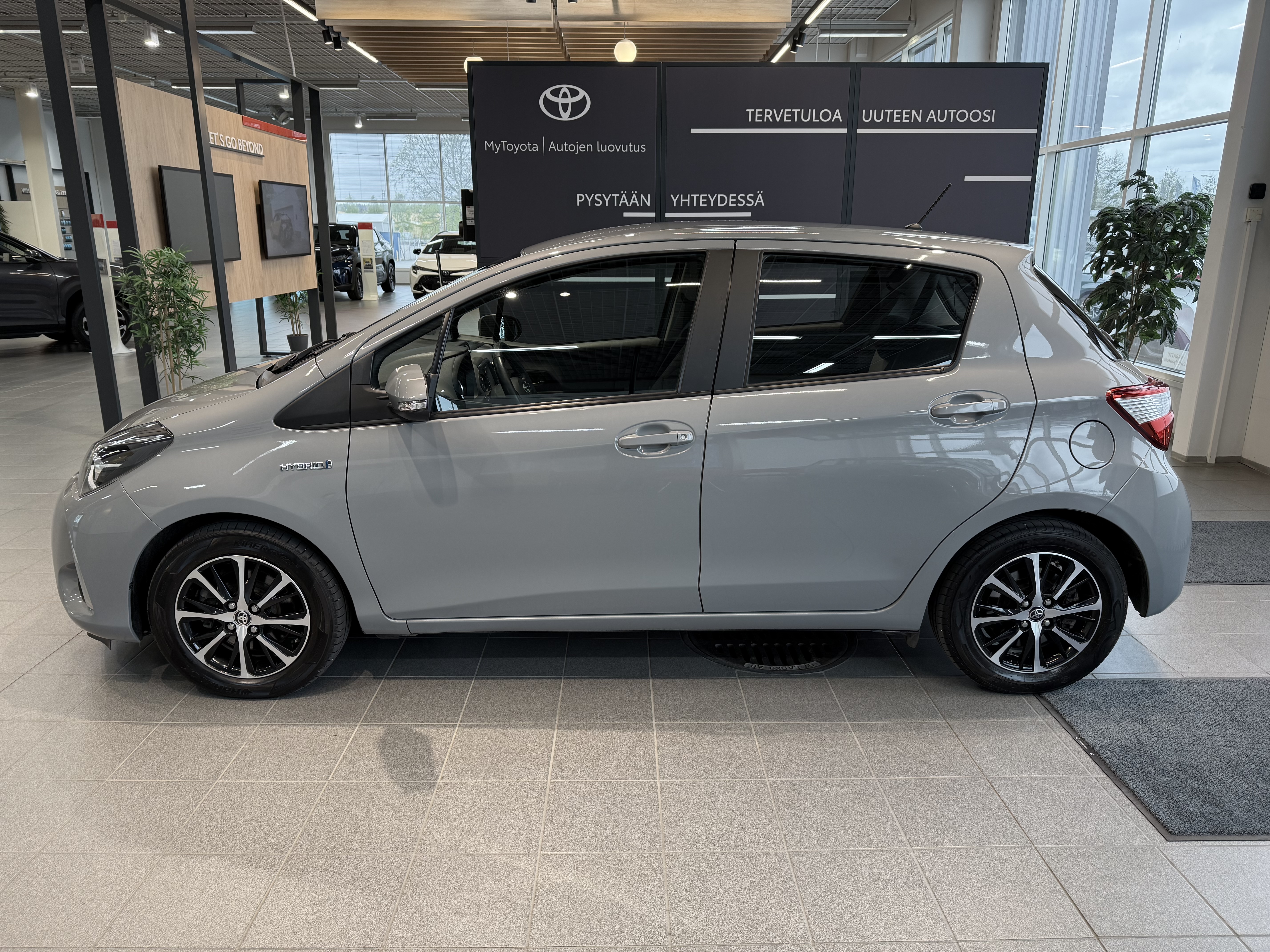 TOYOTA YARIS 2018
