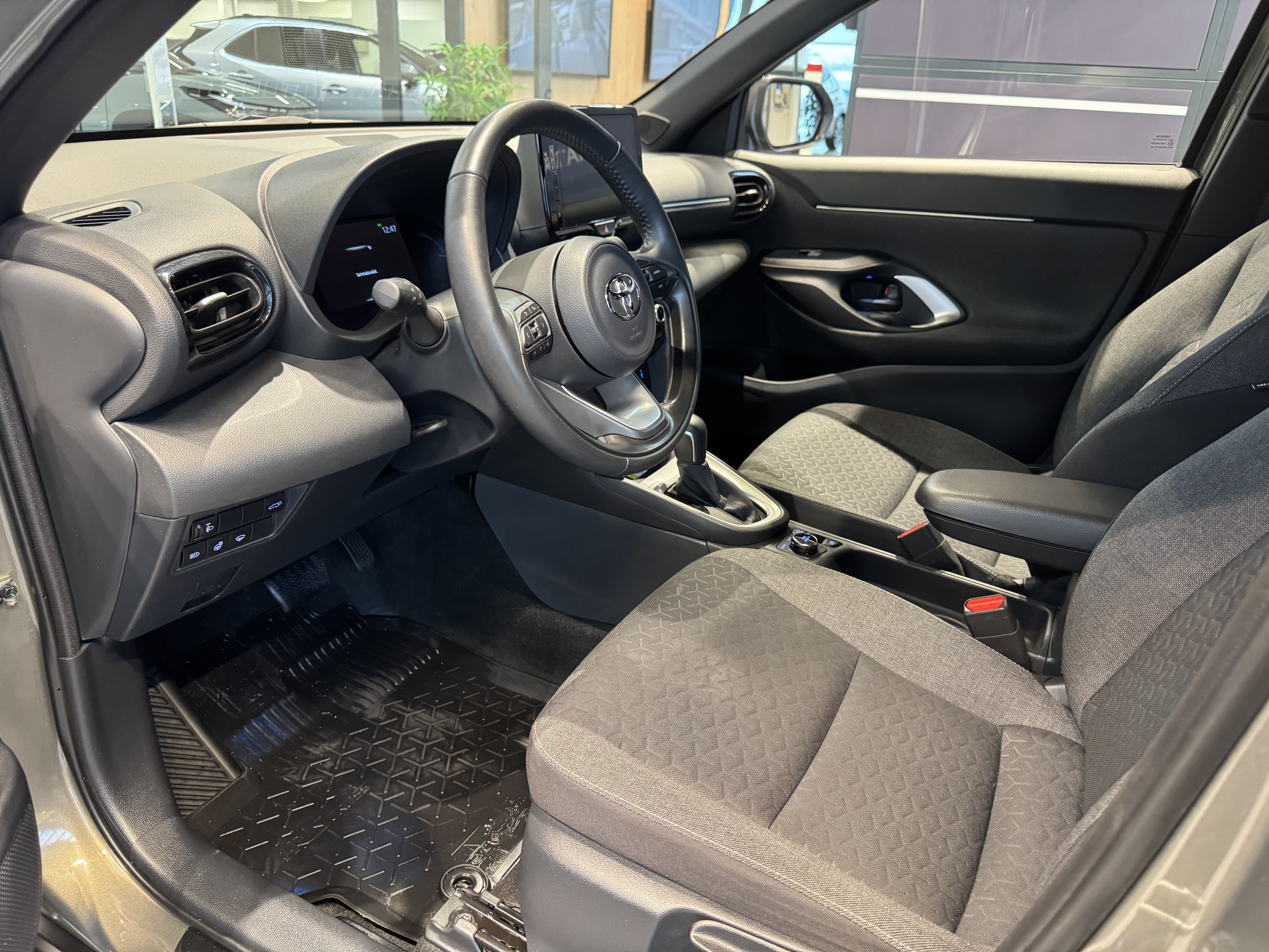 TOYOTA Yaris Cross 2022