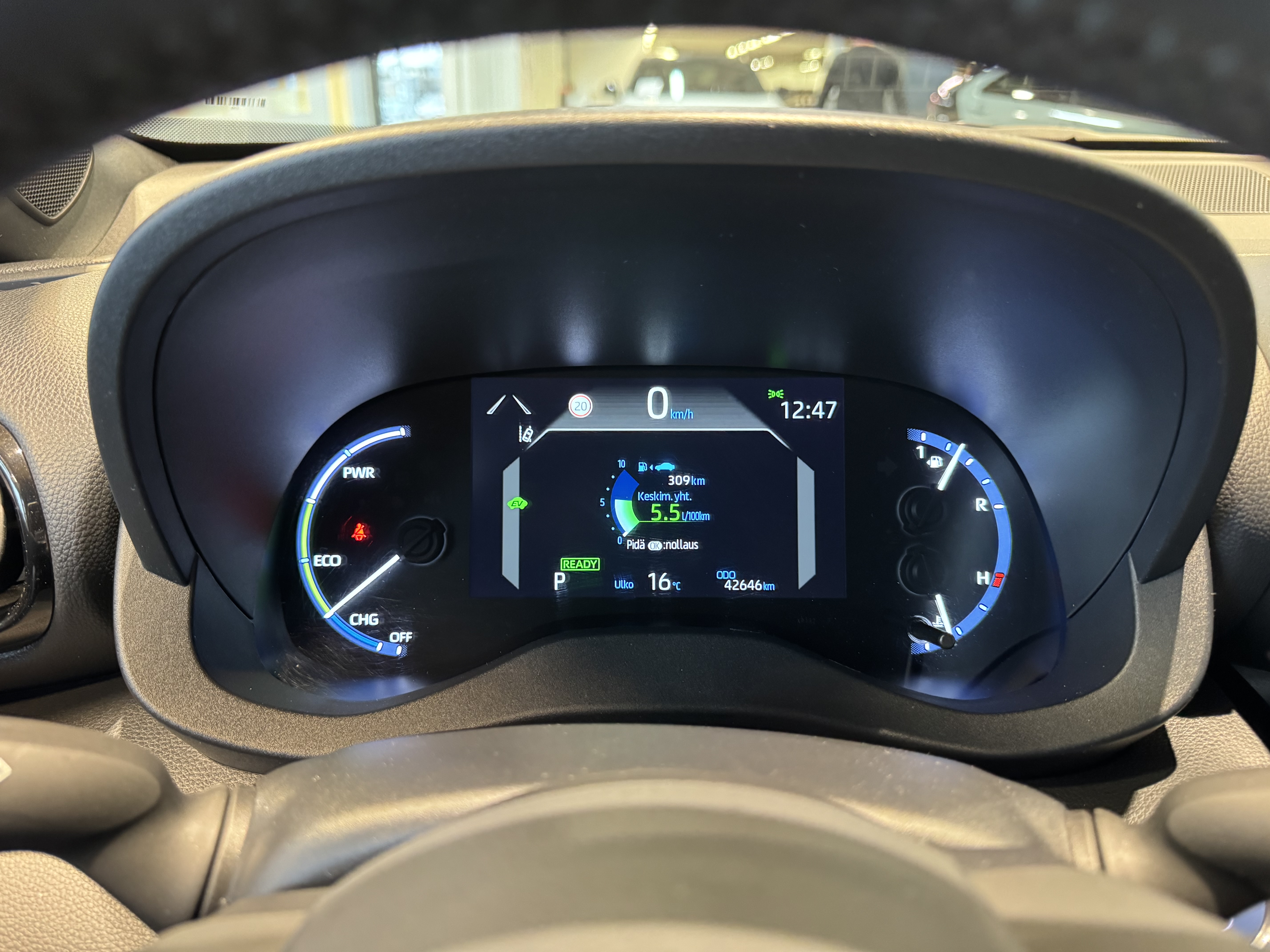 TOYOTA Yaris Cross 2022