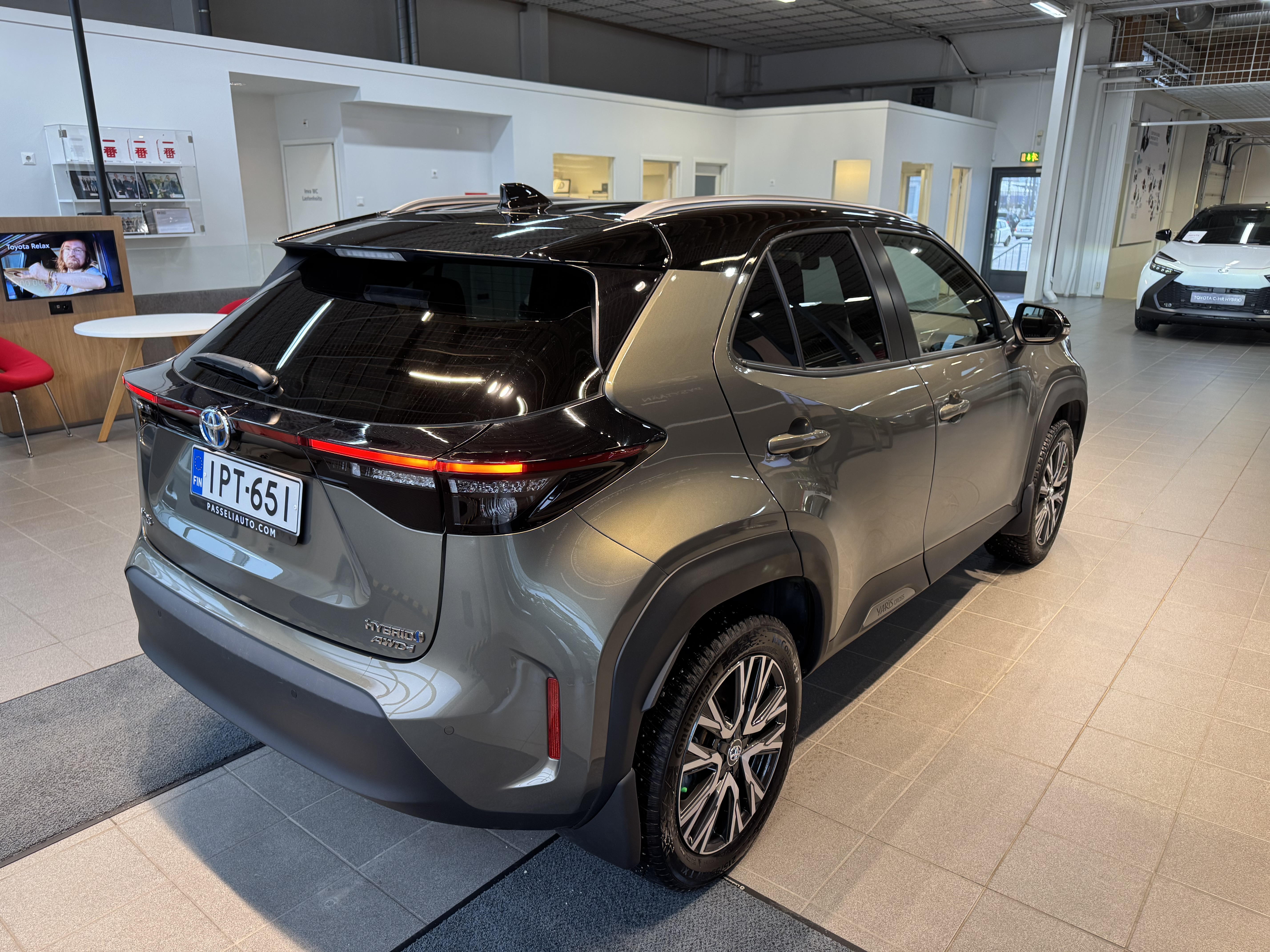 TOYOTA Yaris Cross 2022