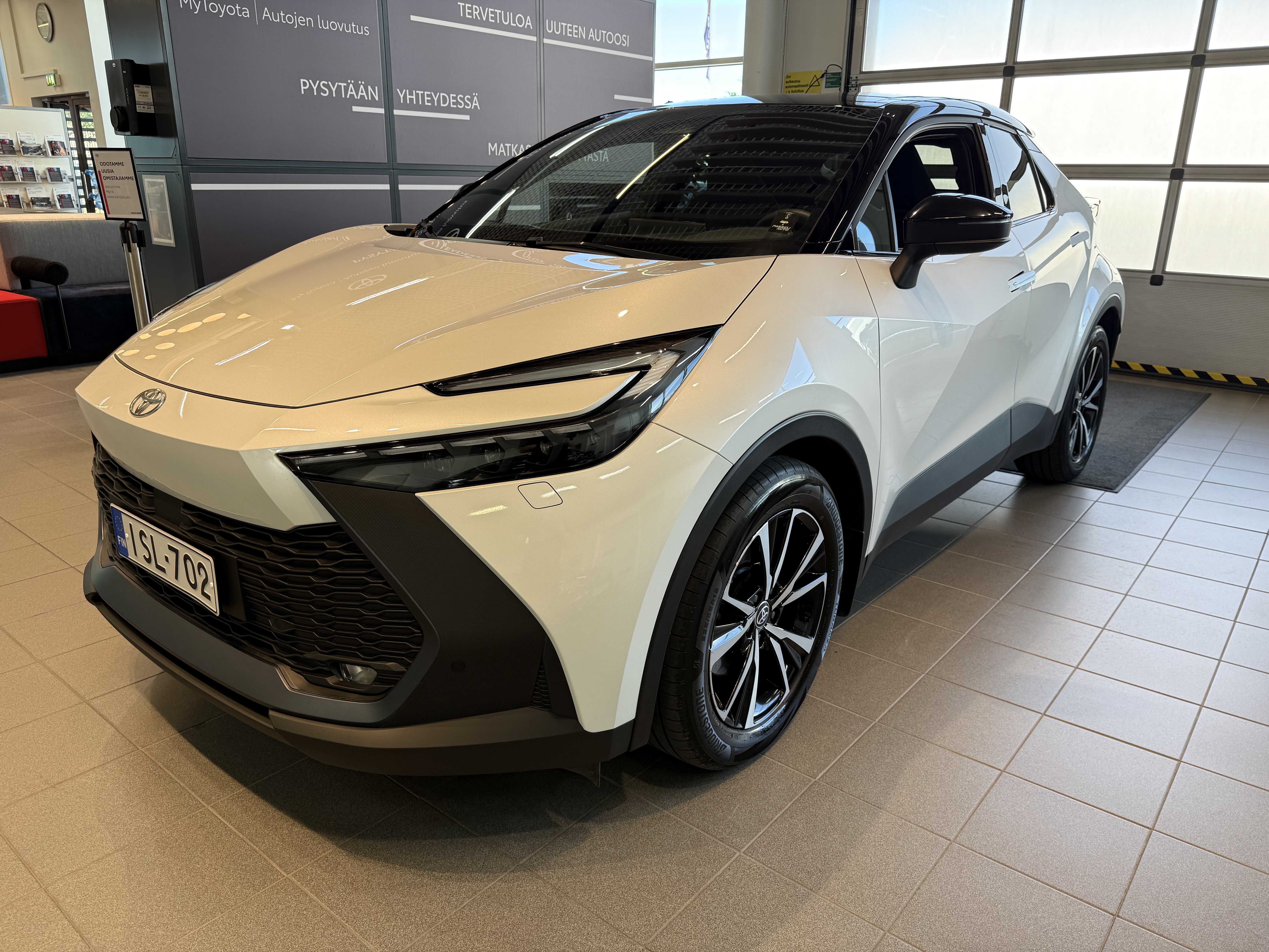 Toyota C-HR 2025