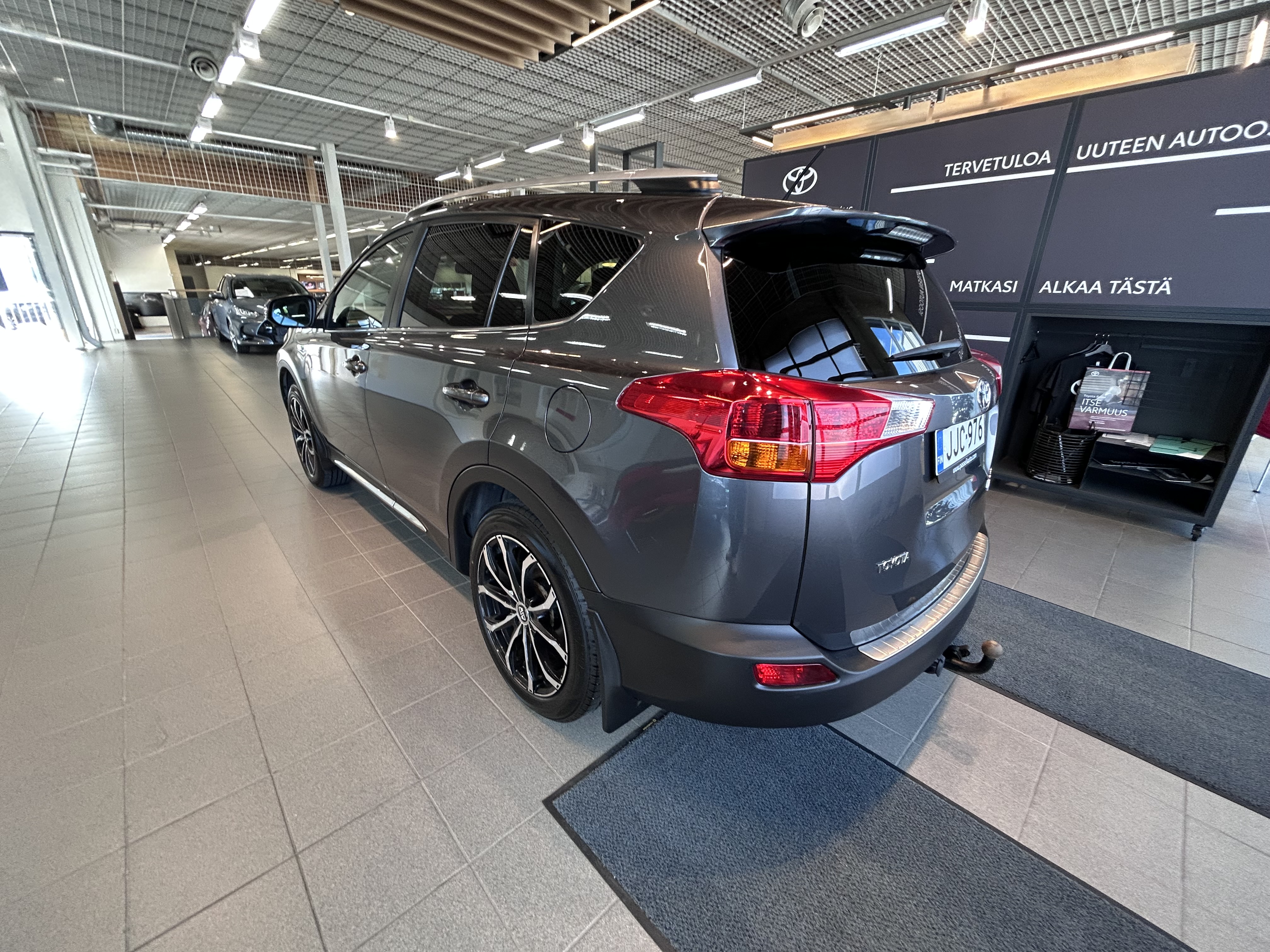 TOYOTA RAV4 2014