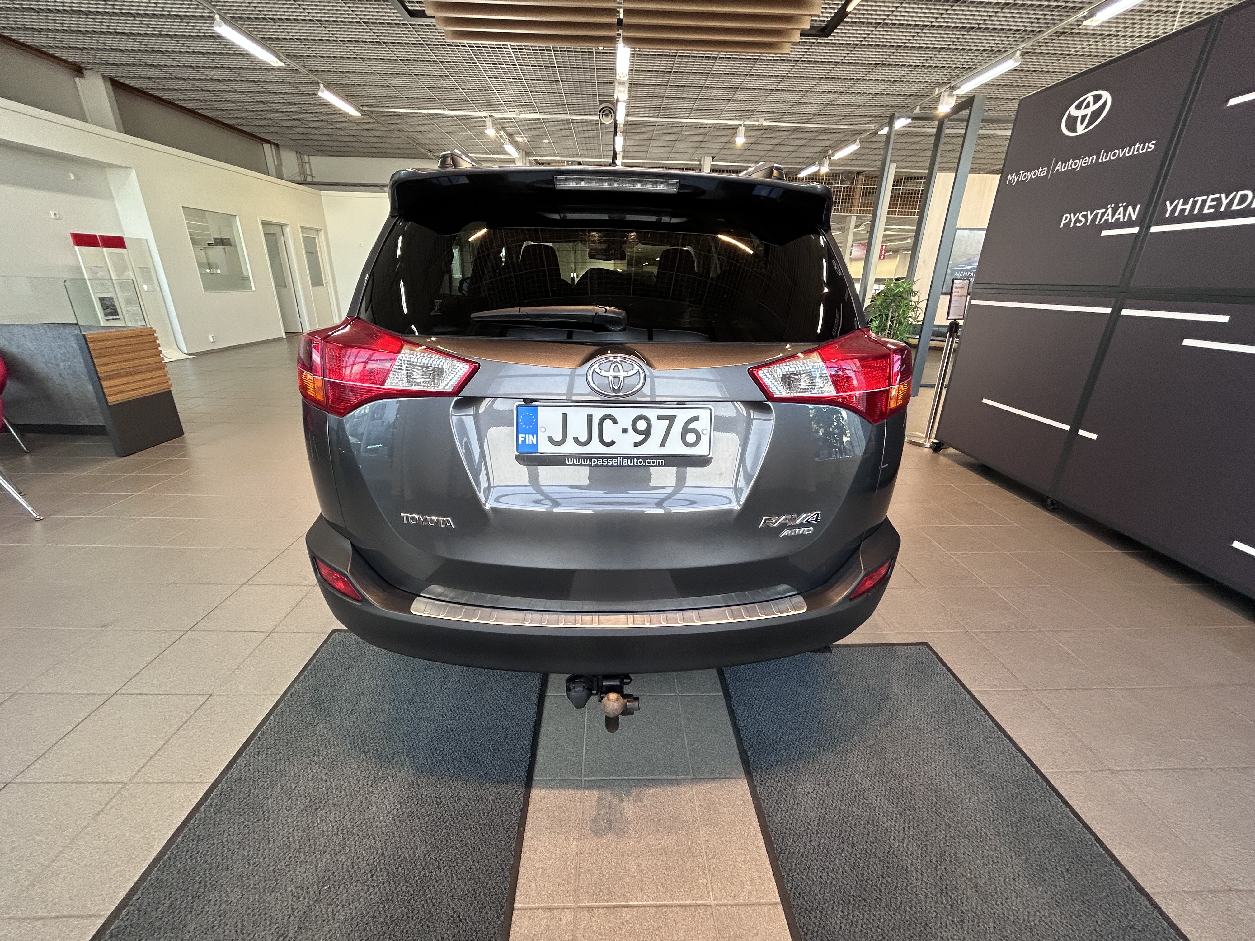 TOYOTA RAV4 2014