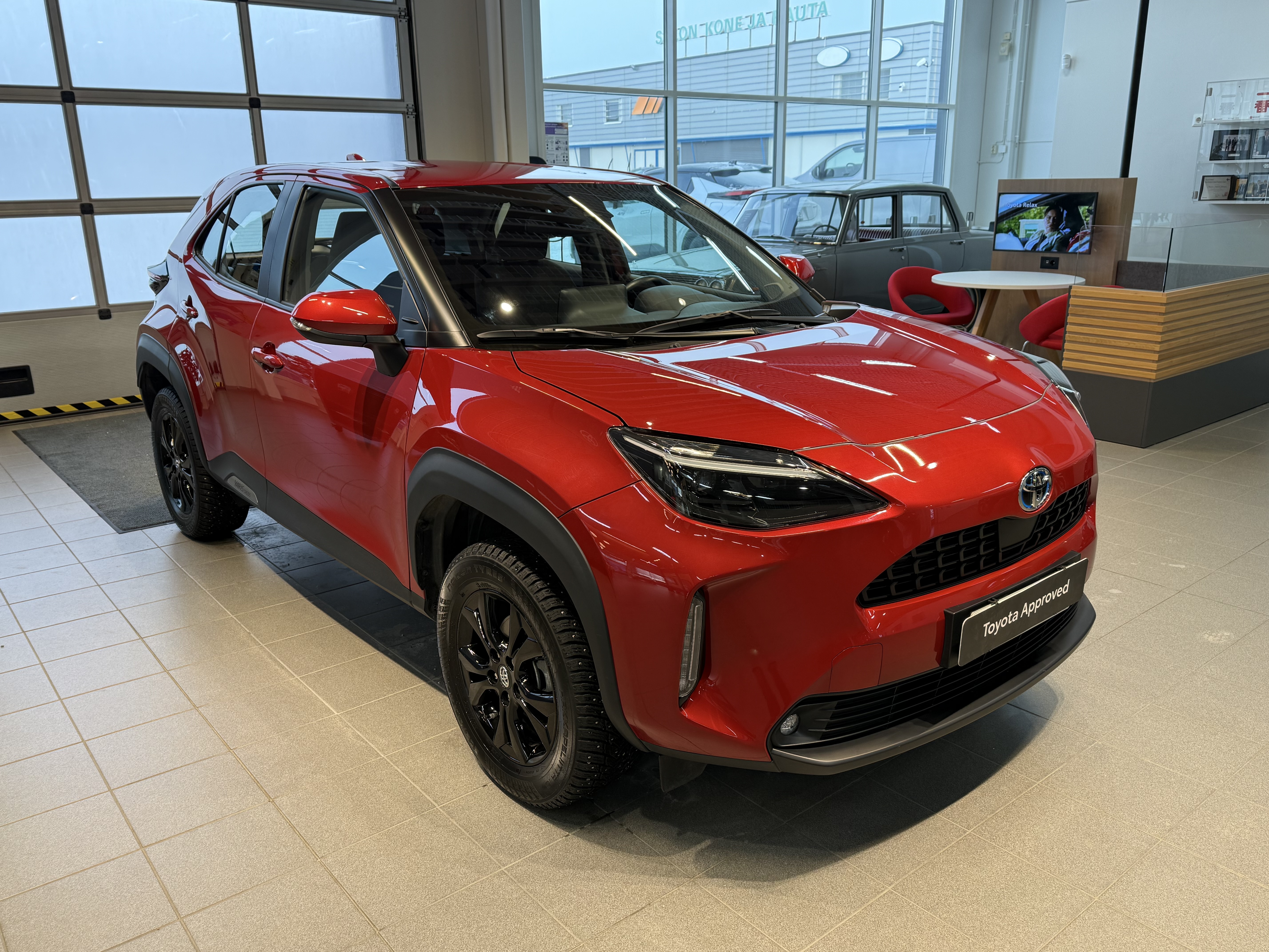 TOYOTA Yaris Cross 2023