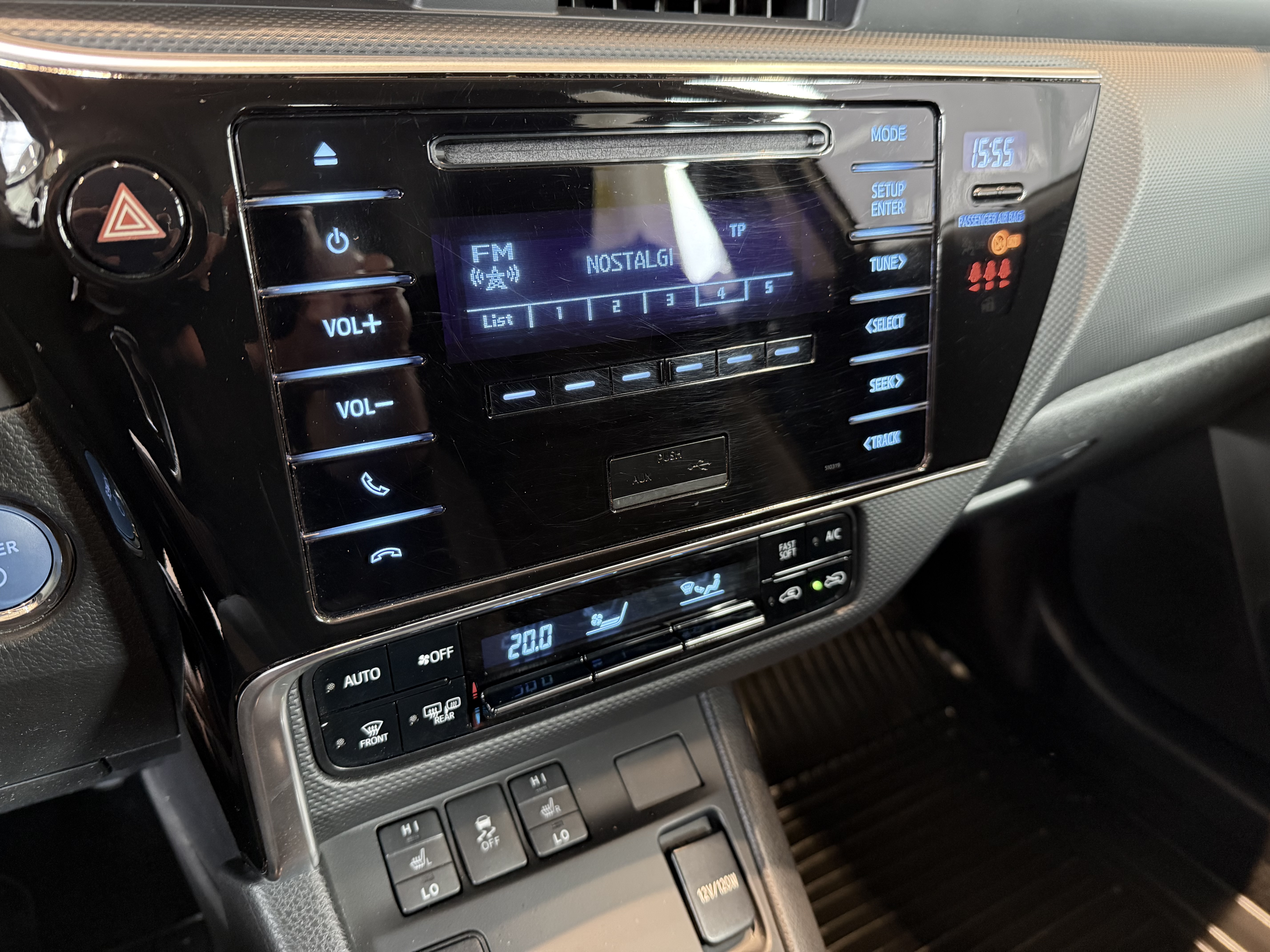 TOYOTA Auris 2018