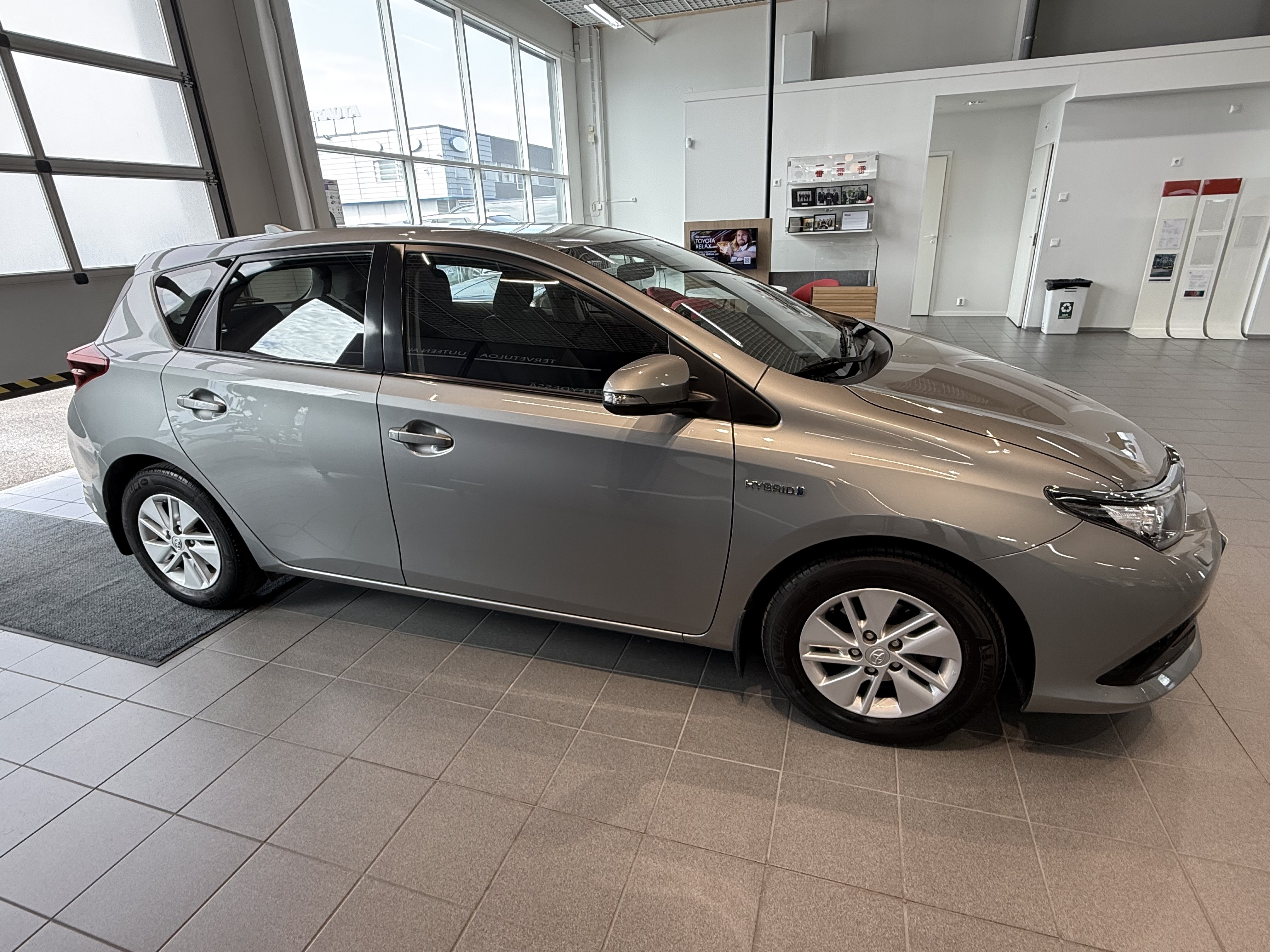 TOYOTA Auris 2018