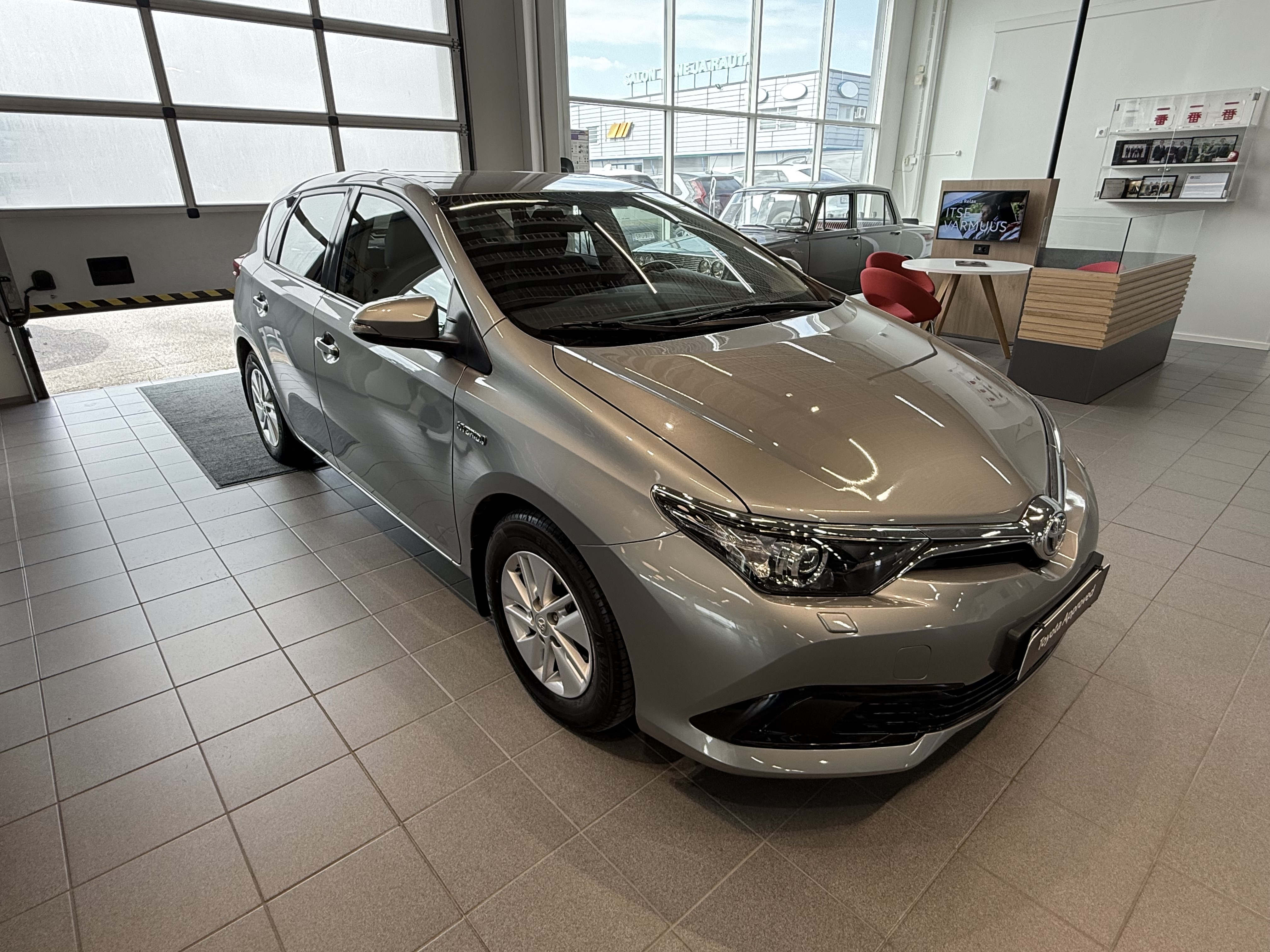 TOYOTA Auris 2018