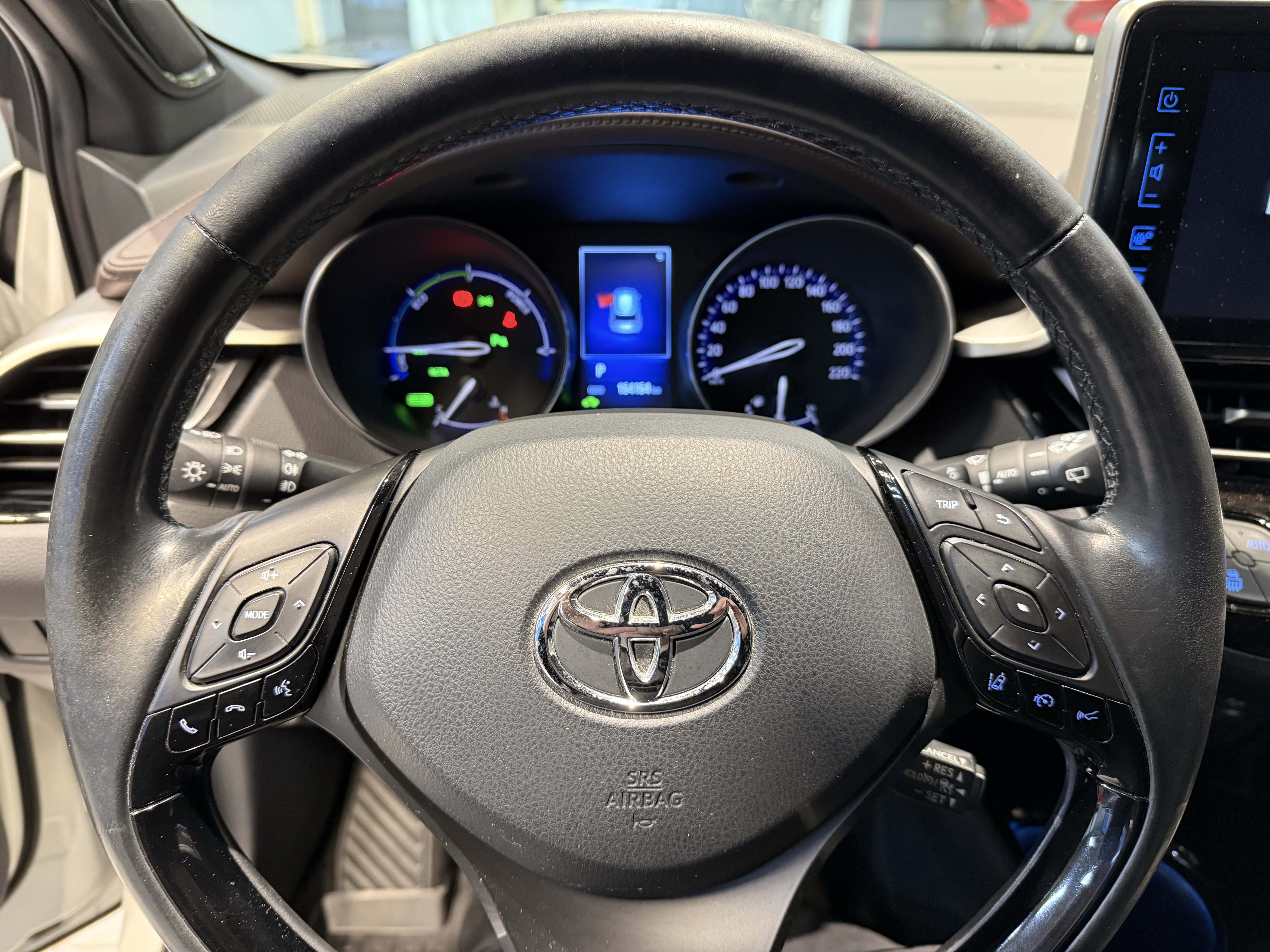 TOYOTA C-HR 2018