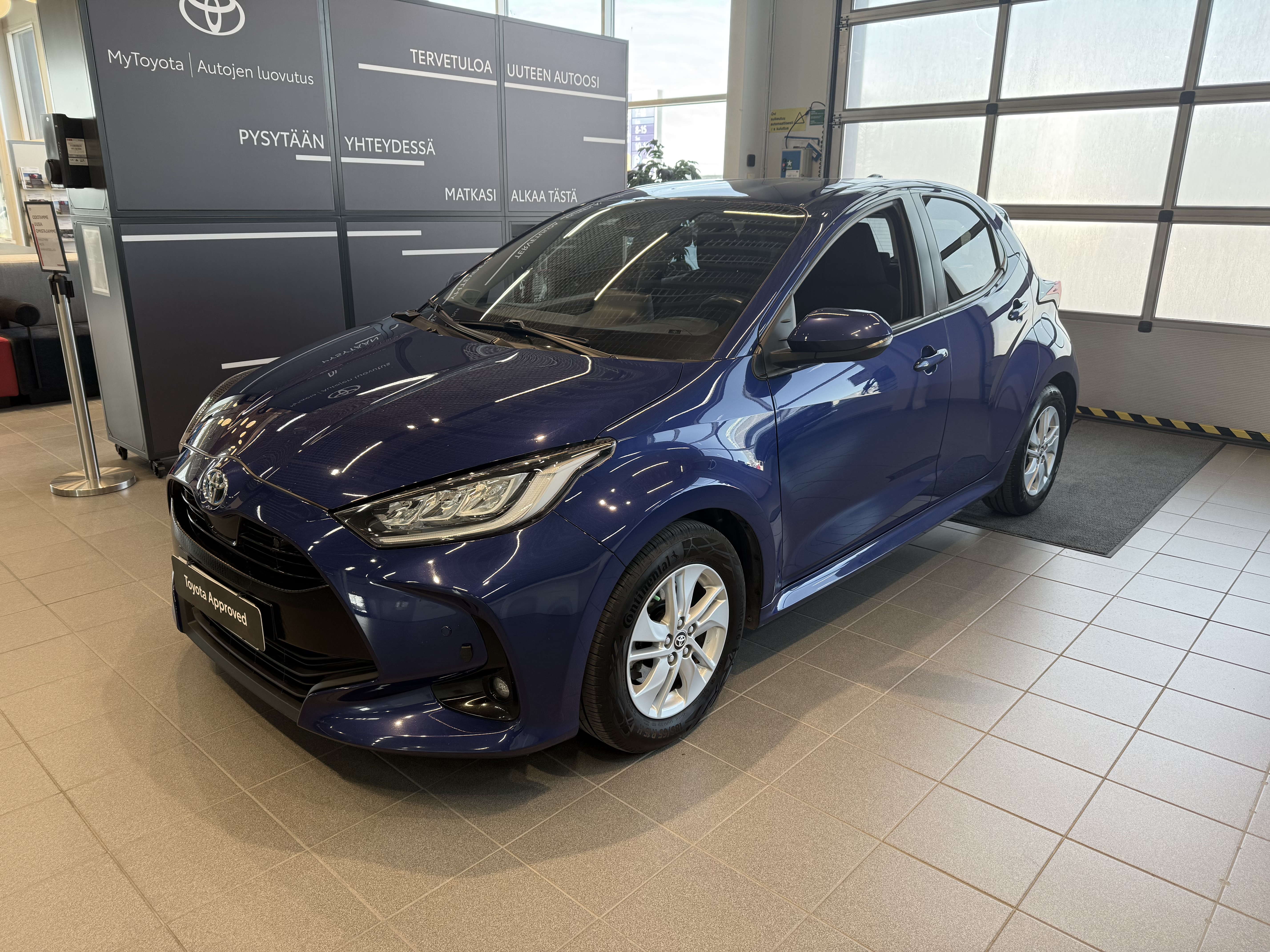 TOYOTA YARIS 2021