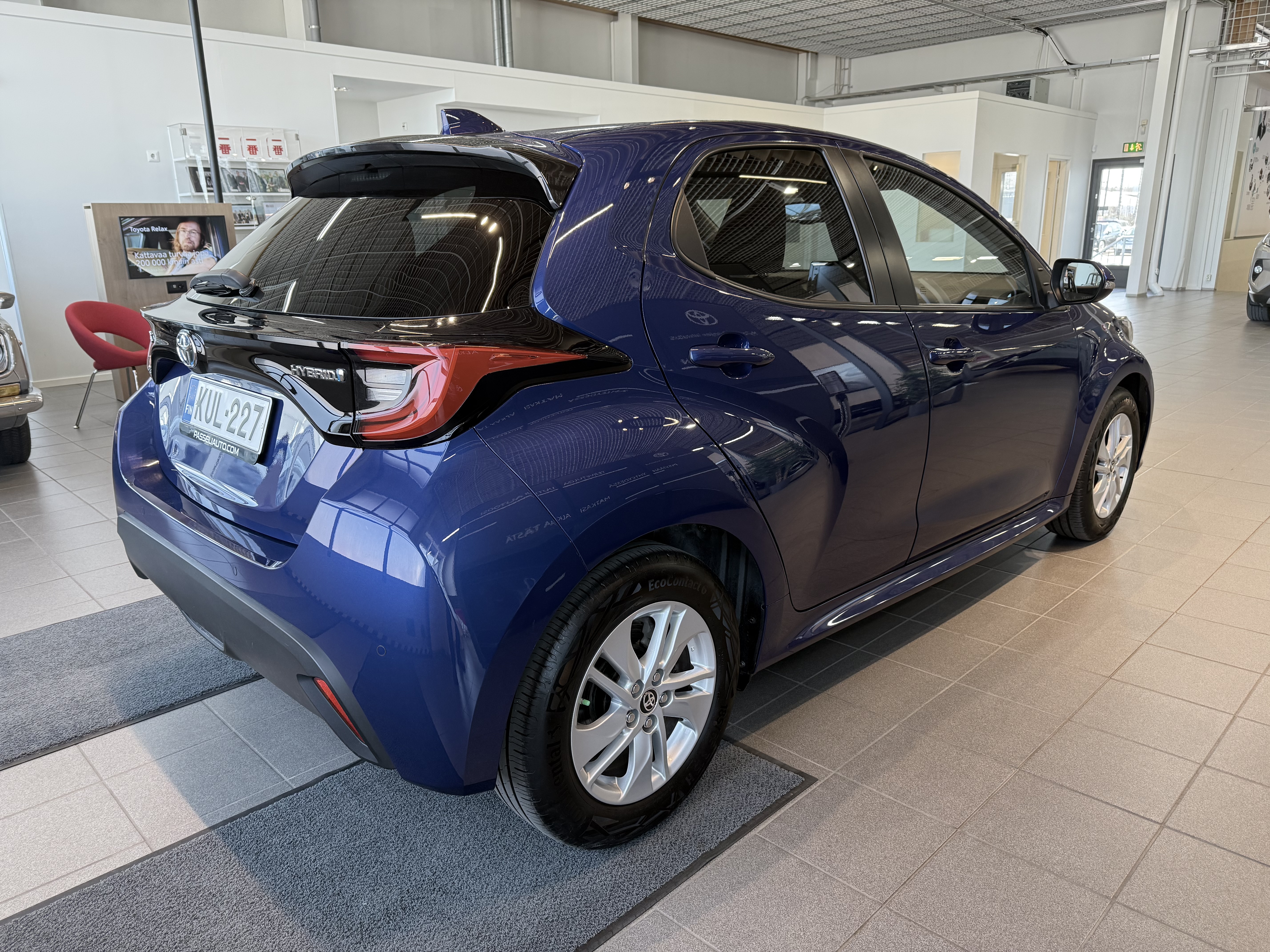 TOYOTA YARIS 2021
