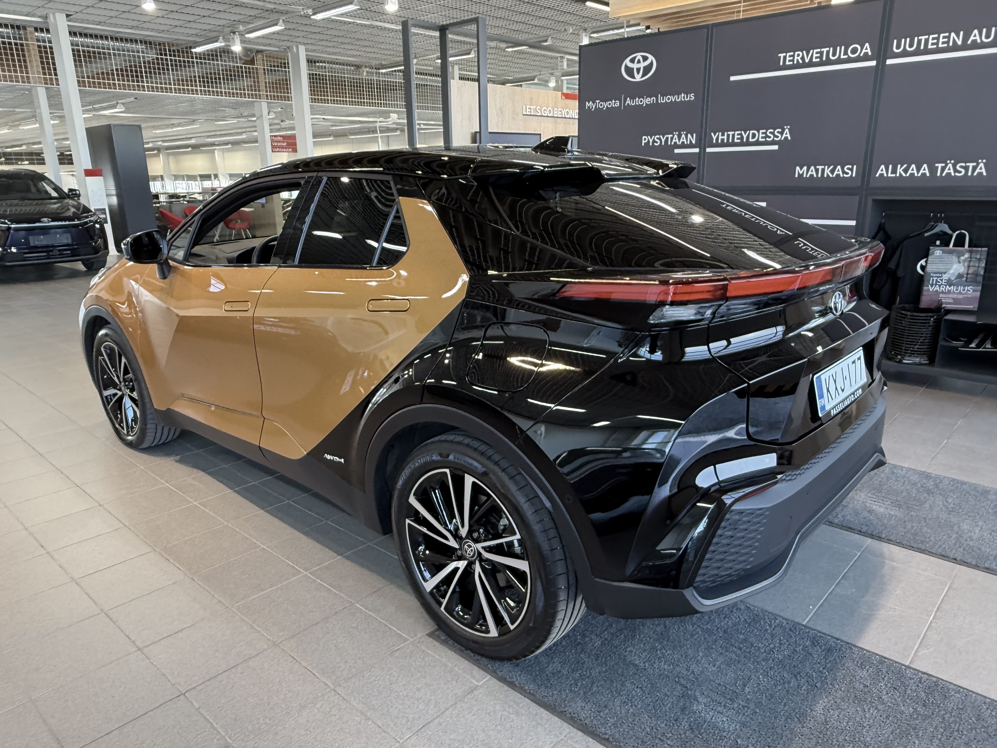 Toyota C-HR 2025