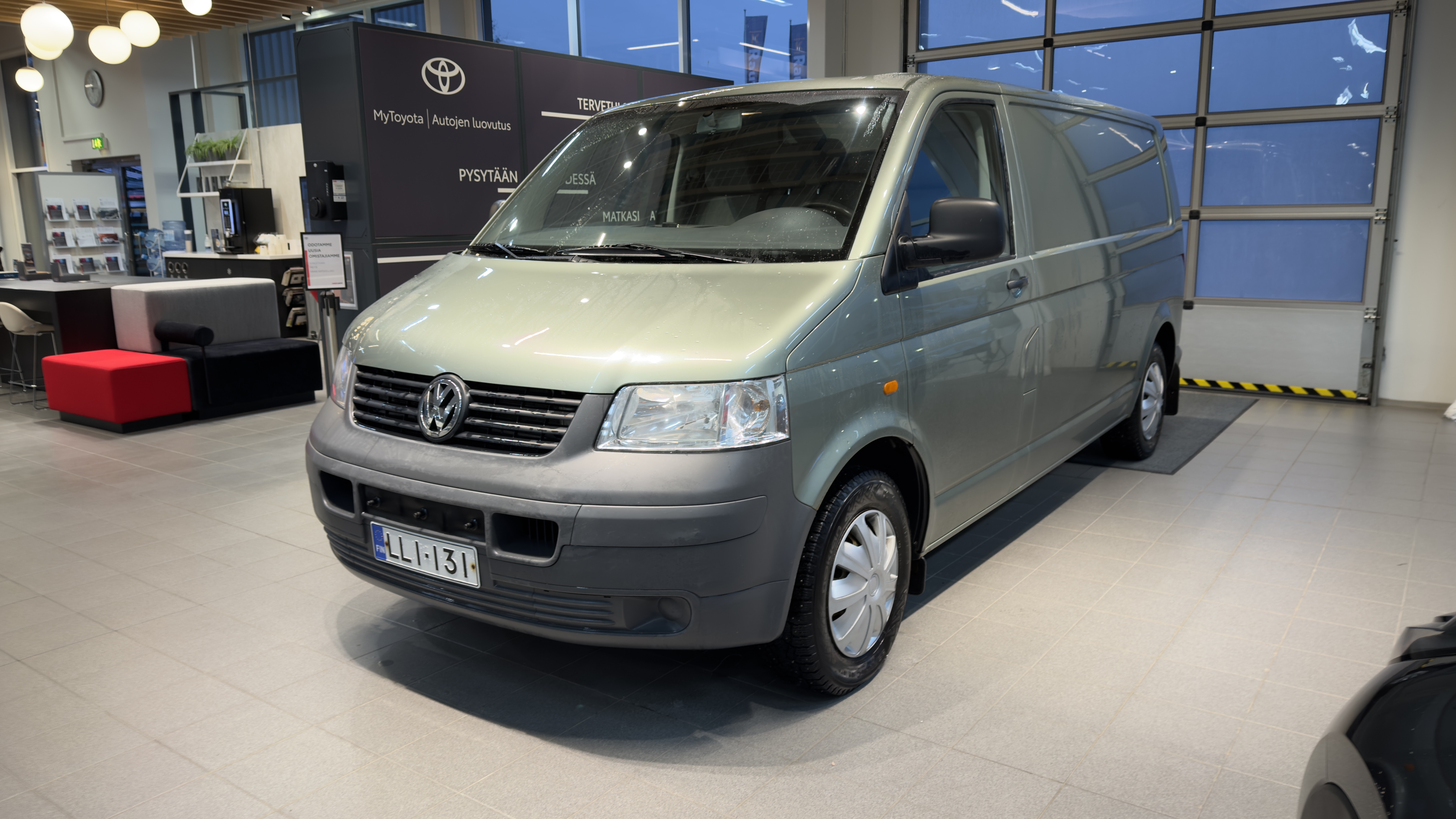 VOLKSWAGEN TRANSPORTER 2005