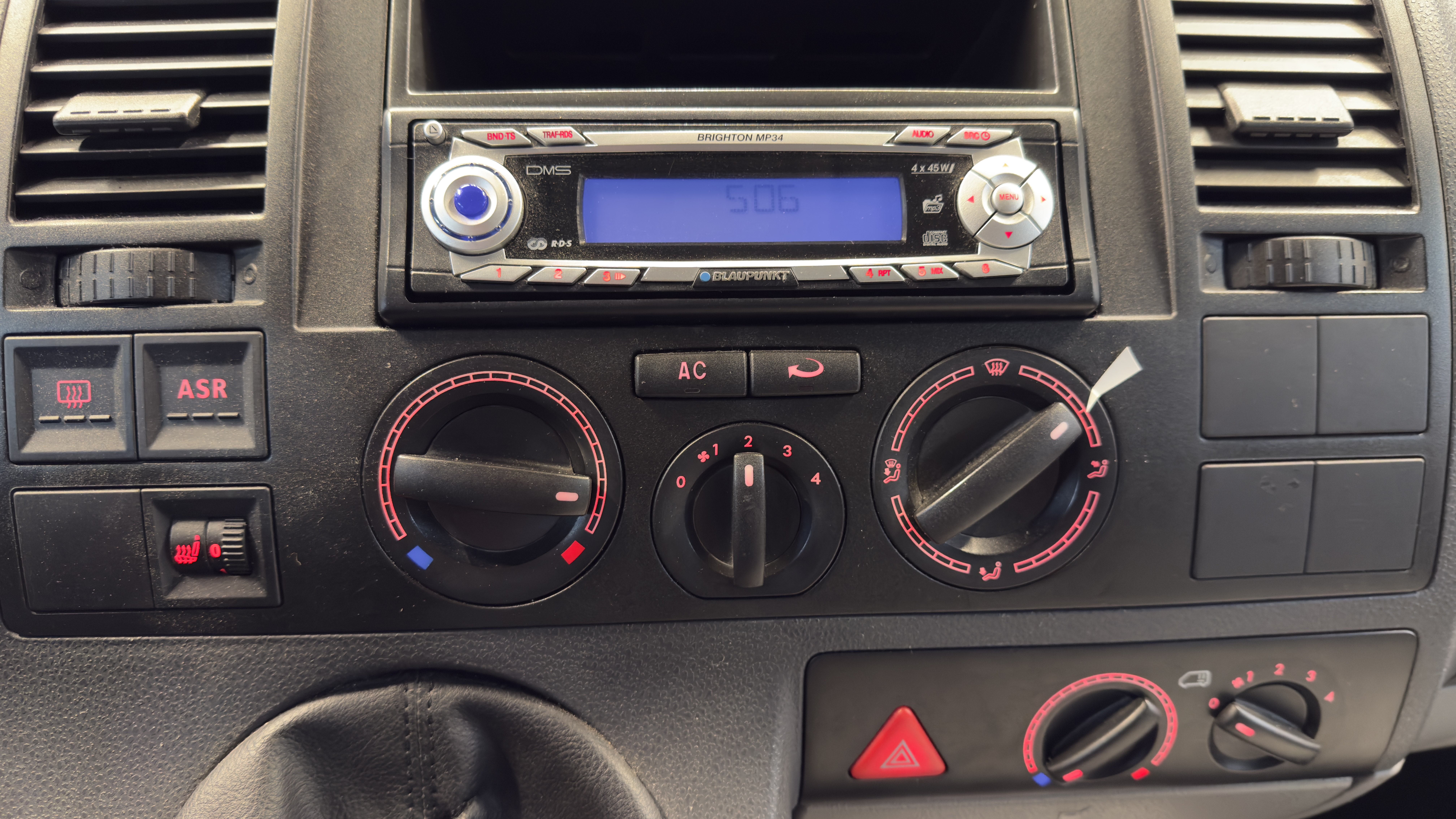 VOLKSWAGEN TRANSPORTER 2005