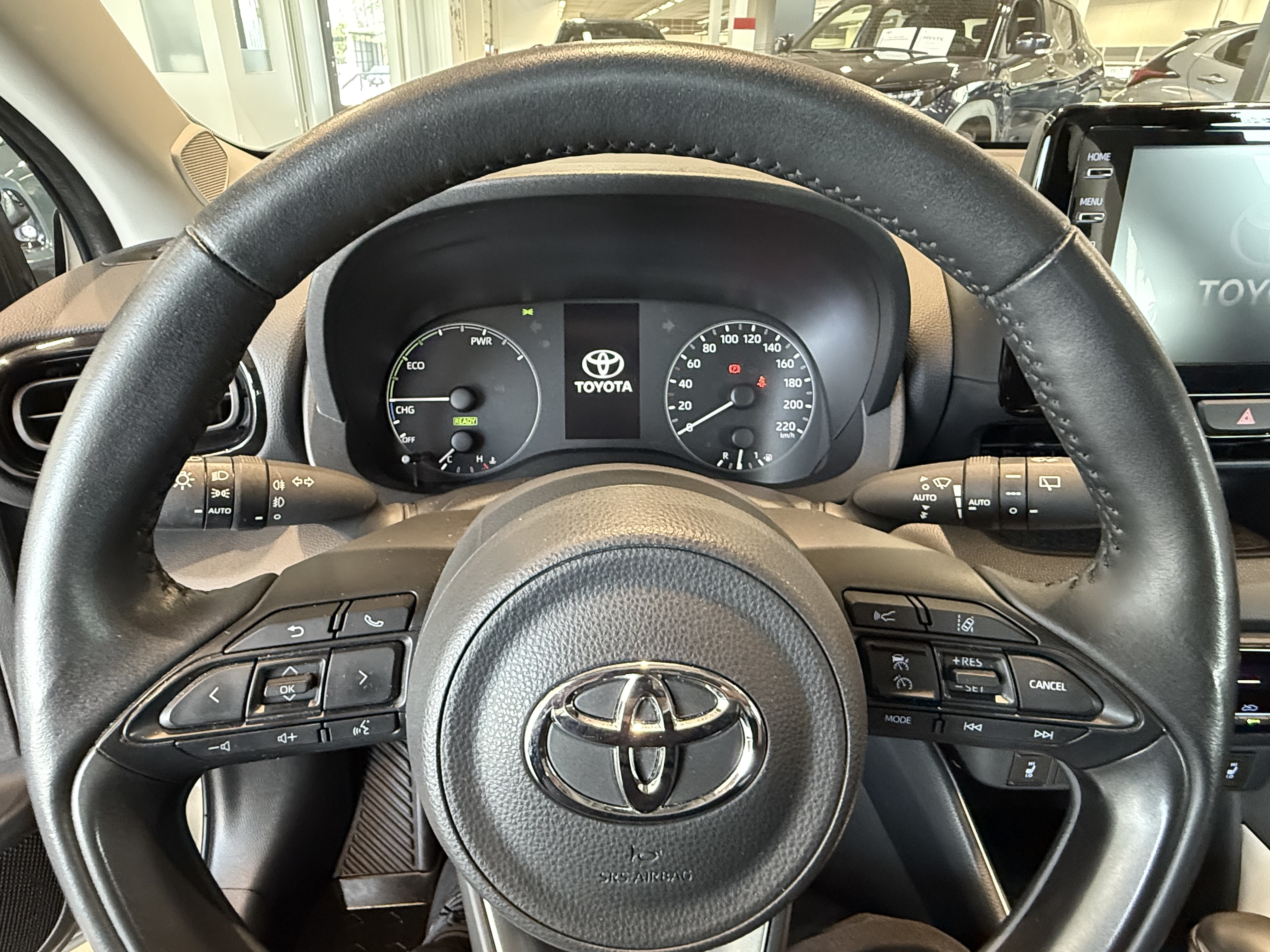 TOYOTA YARIS 2022