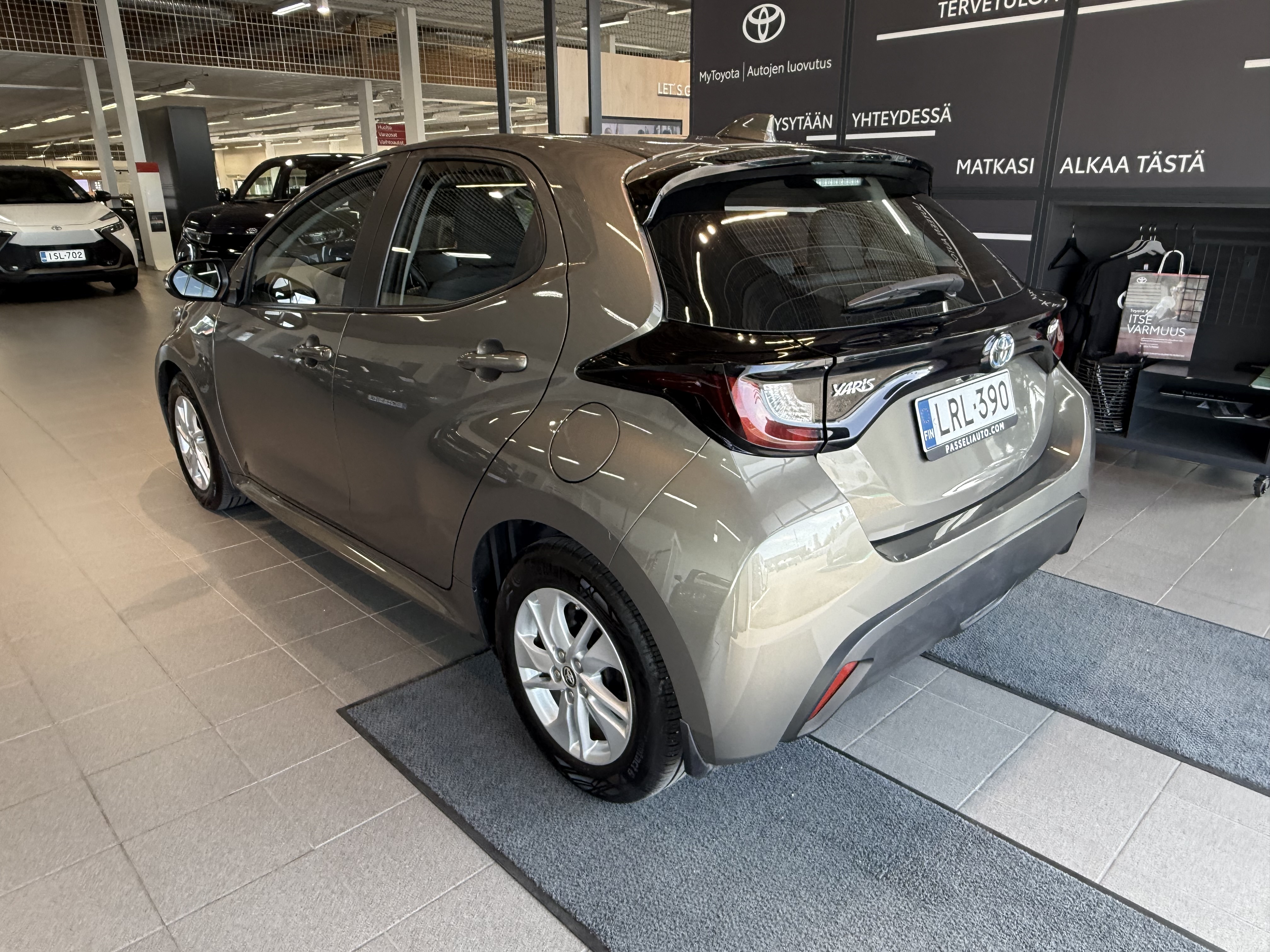 TOYOTA YARIS 2022